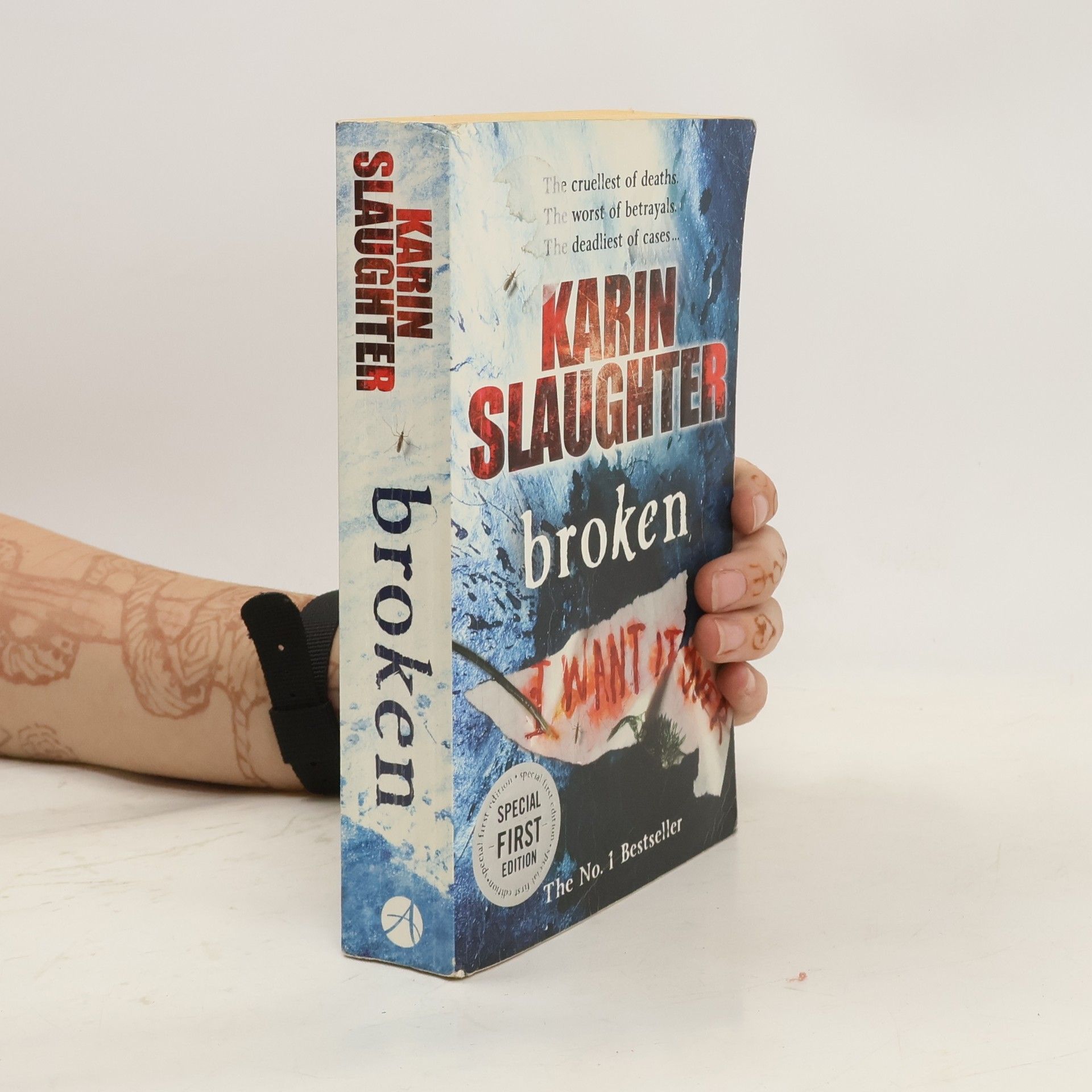 Karin Slaughter Broken