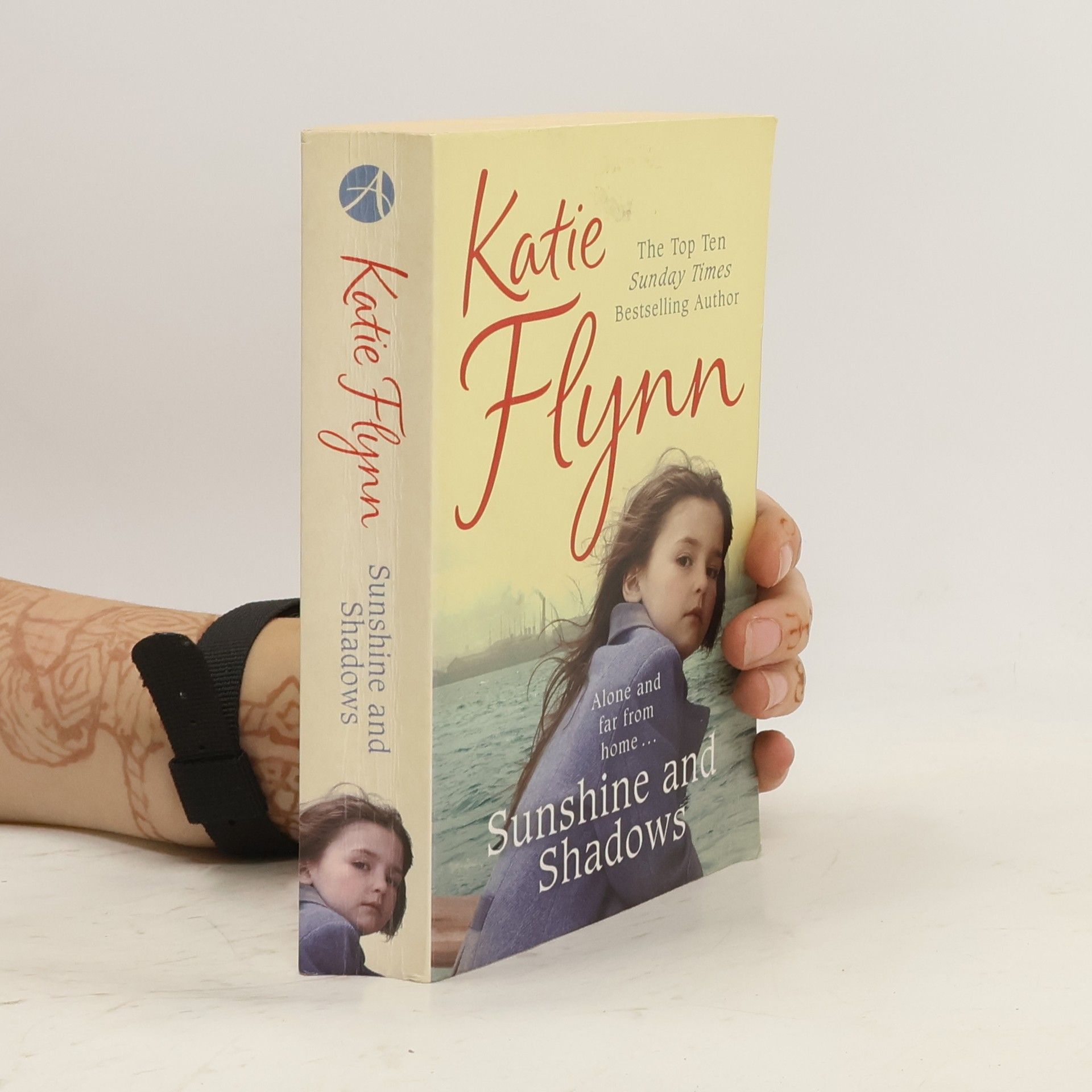Katie Flynn Sunshine and Shadows