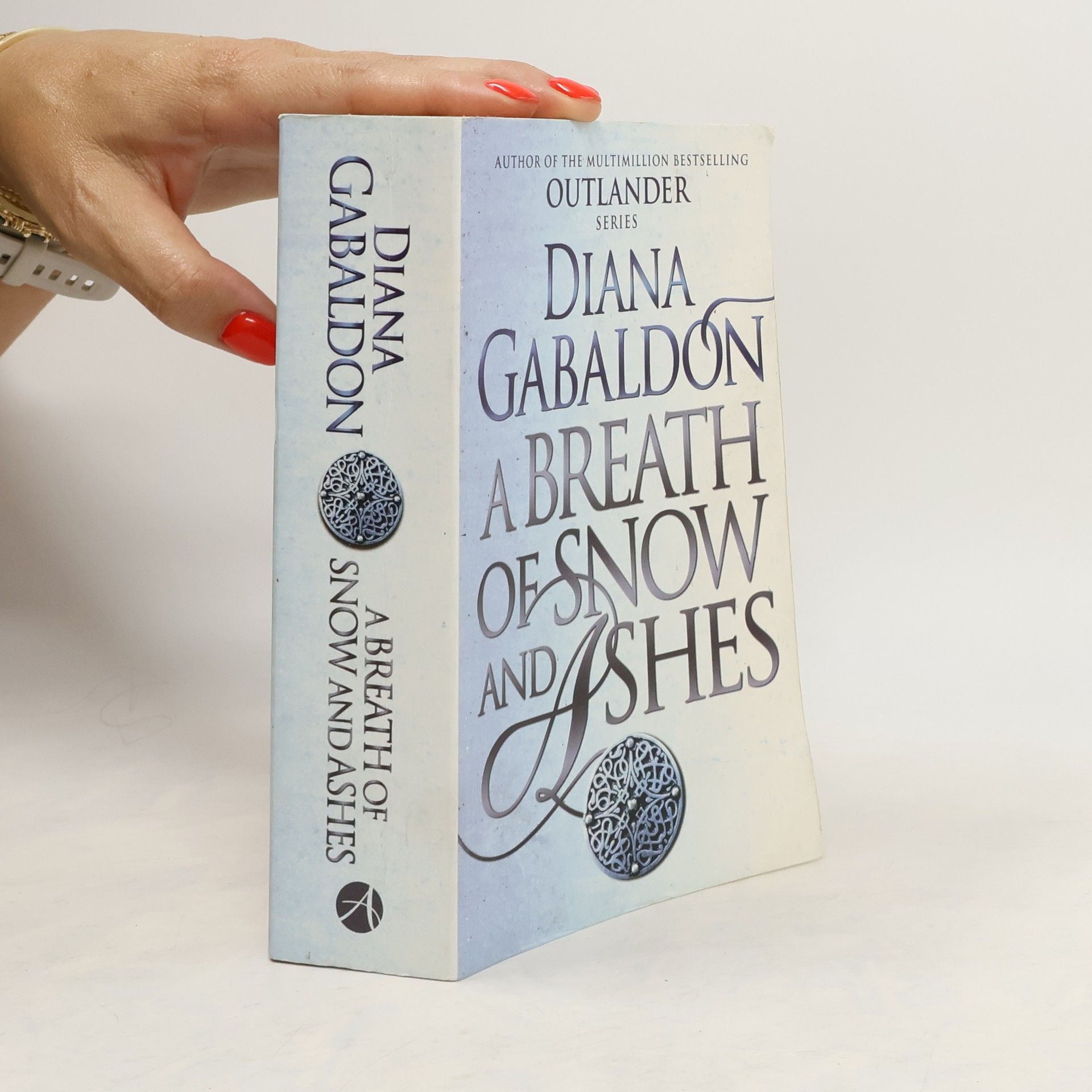 Diana Gabaldon A Breath of Snow and Ashes