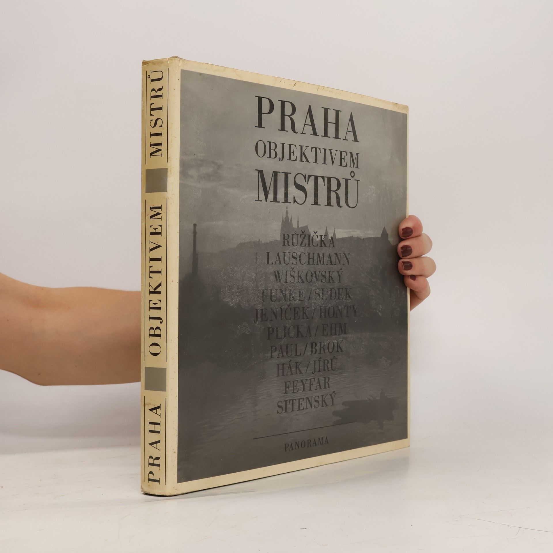 kolektiv Praha objektivem mistrů