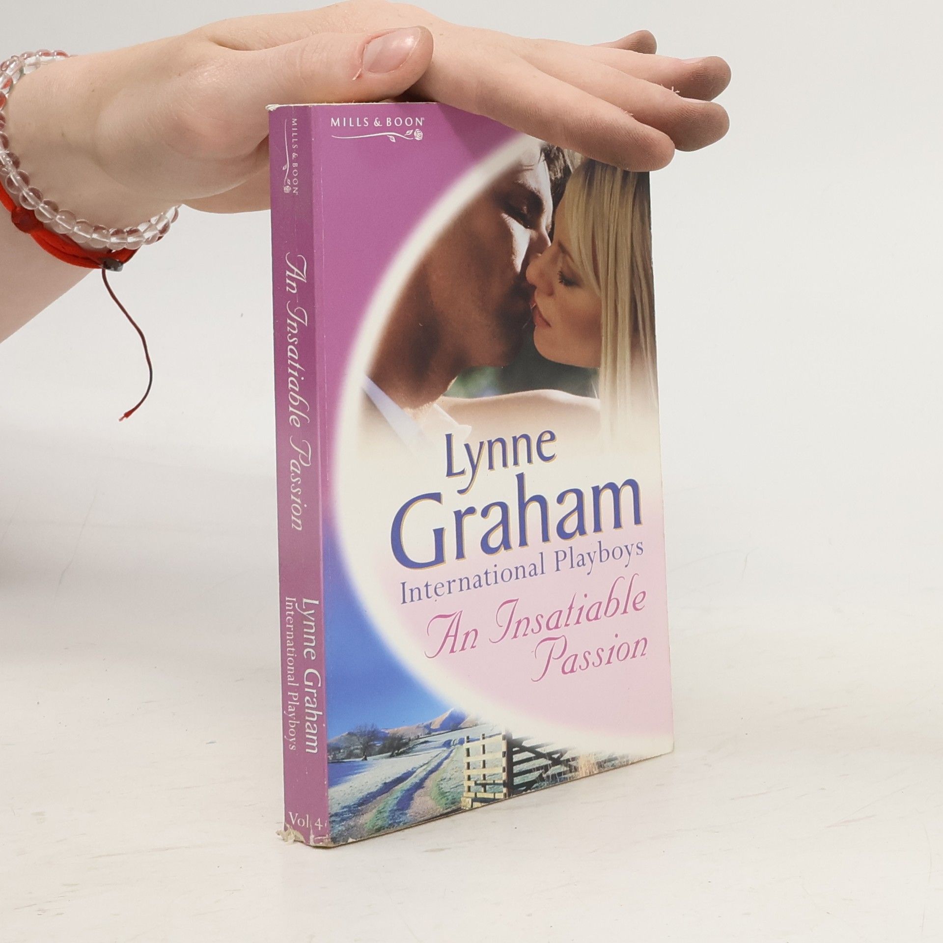 Lynne Graham Insatiable Passion
