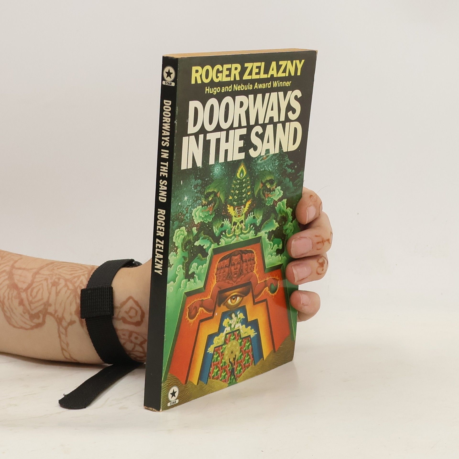 Roger Zelazny Doorways in the Sand