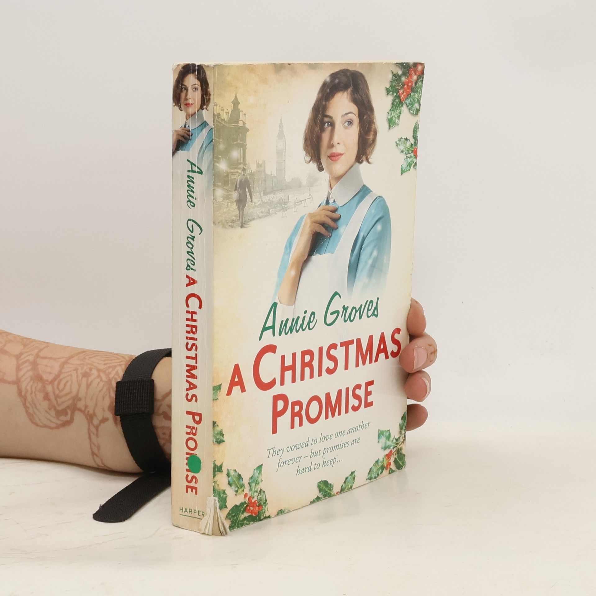 Annie Groves A Christmas Promise