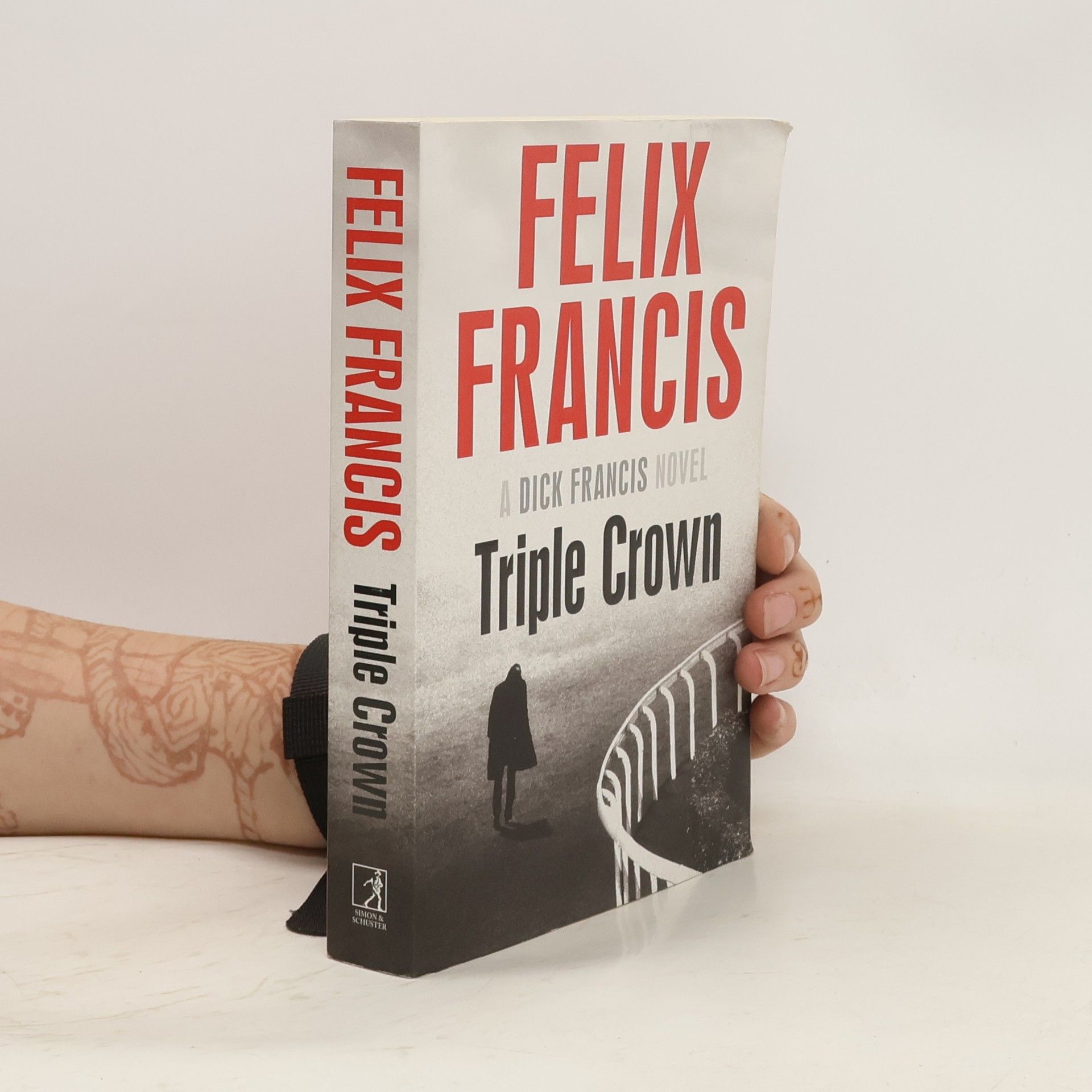 Felix Francis Triple crown : a Dick Francis novel