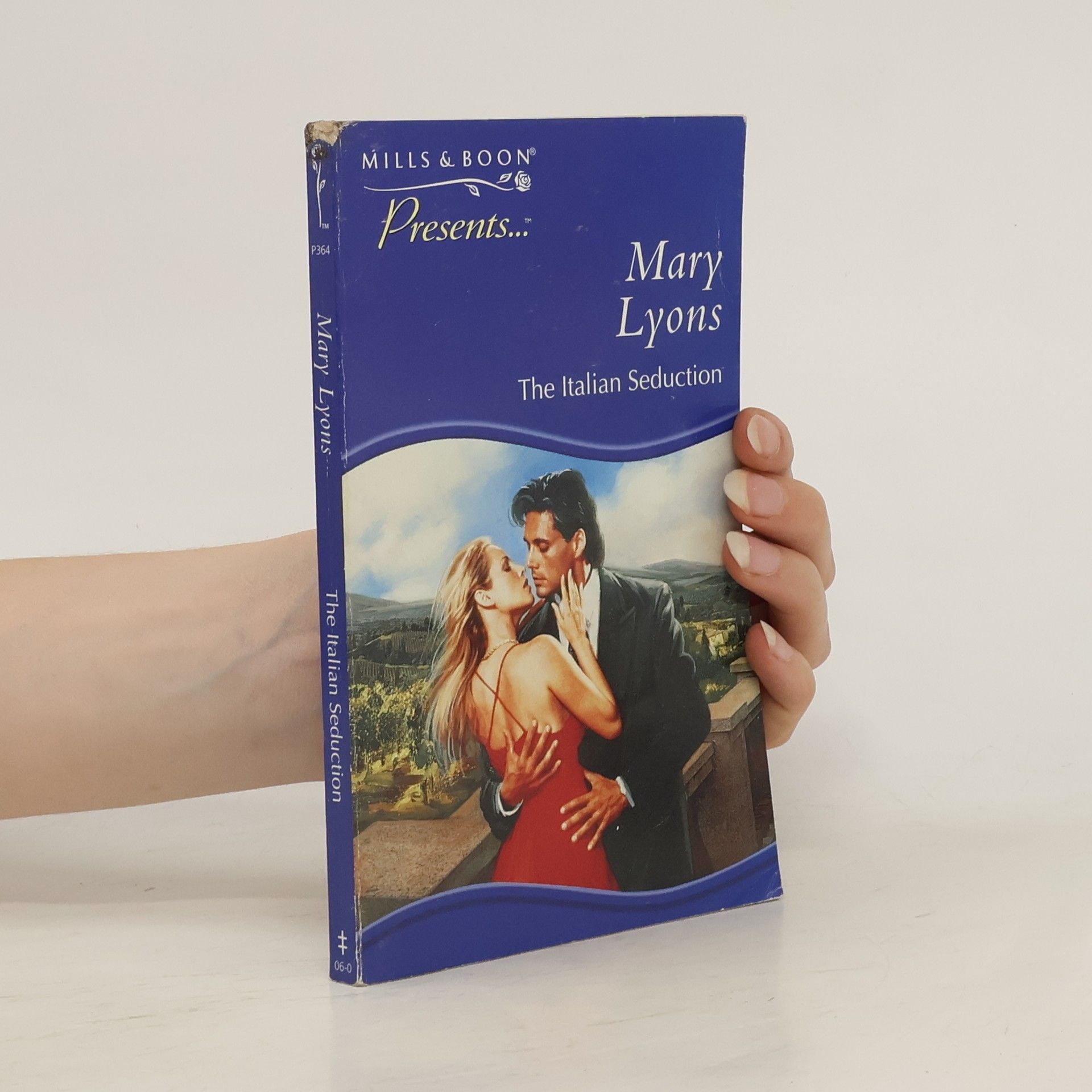 Mary Lyons The Italian Seduction