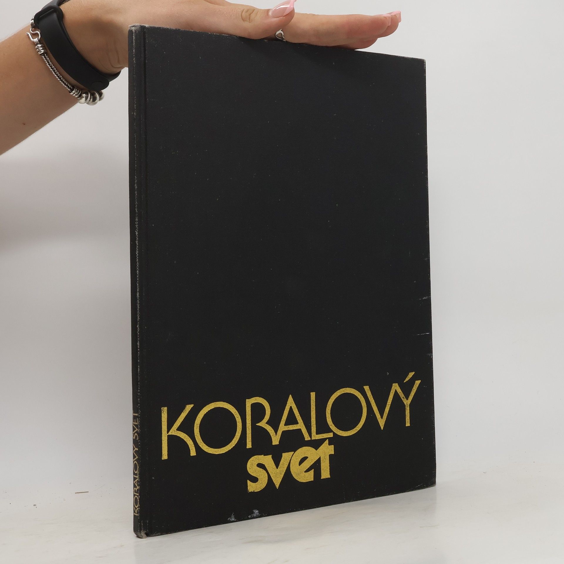 František Novomeský Koralový svet