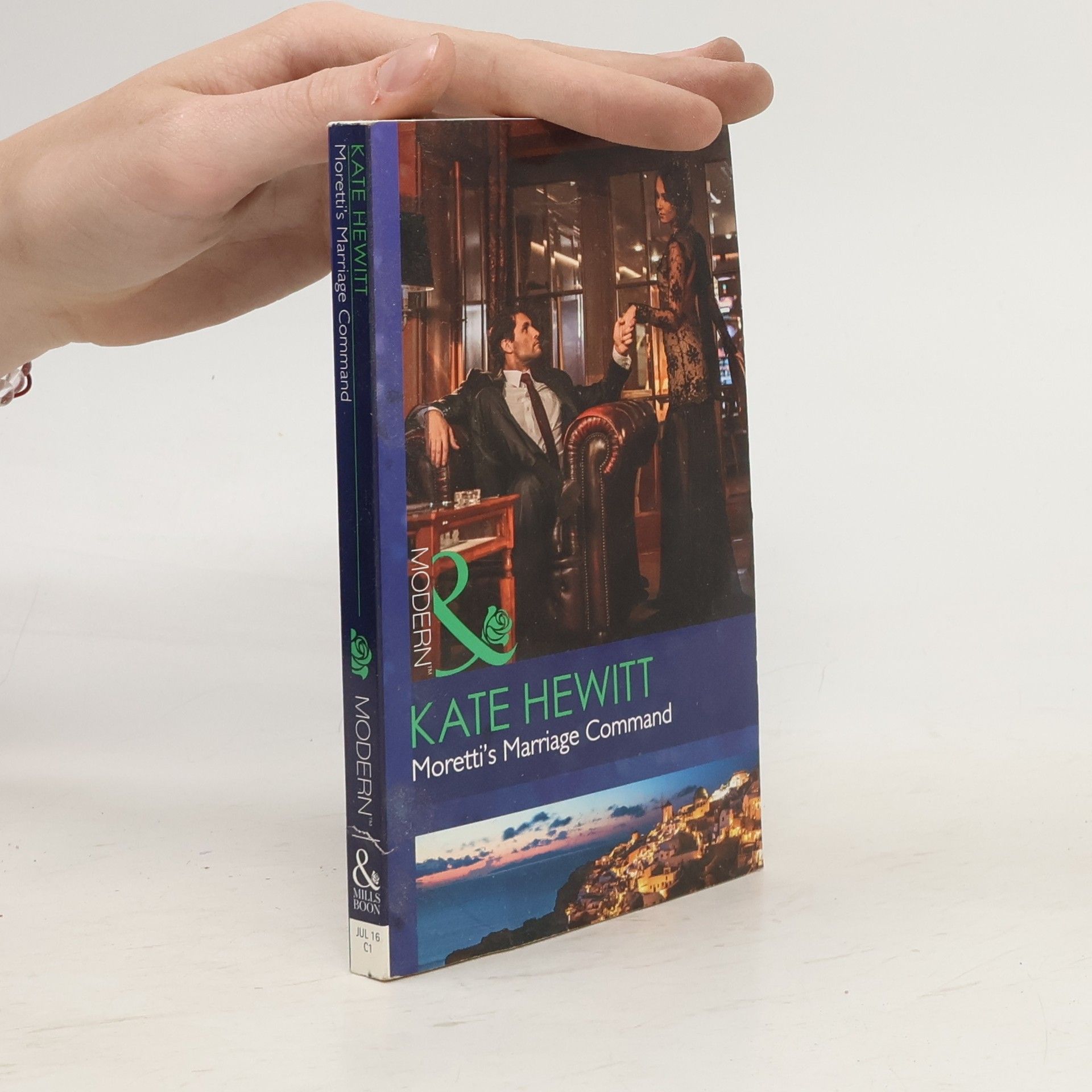 Kate Hewitt Moretti's Marriage Command