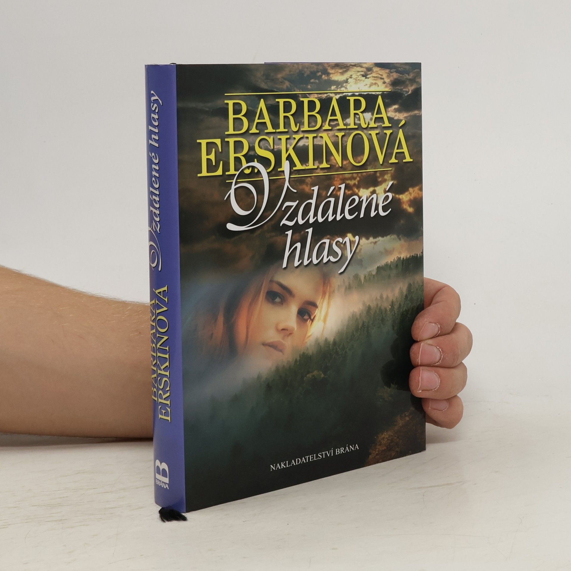Barbara Erskinová Vzdálené hlasy