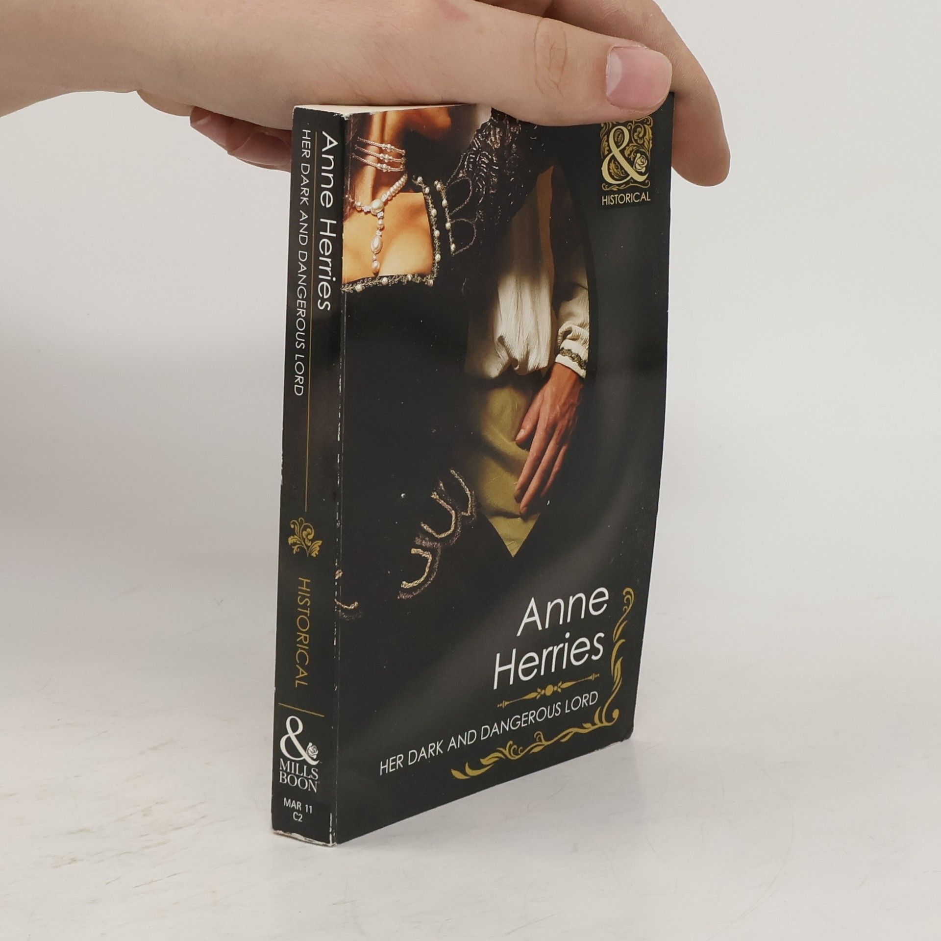 Anne Herries Her Dark and Dangerous Lord