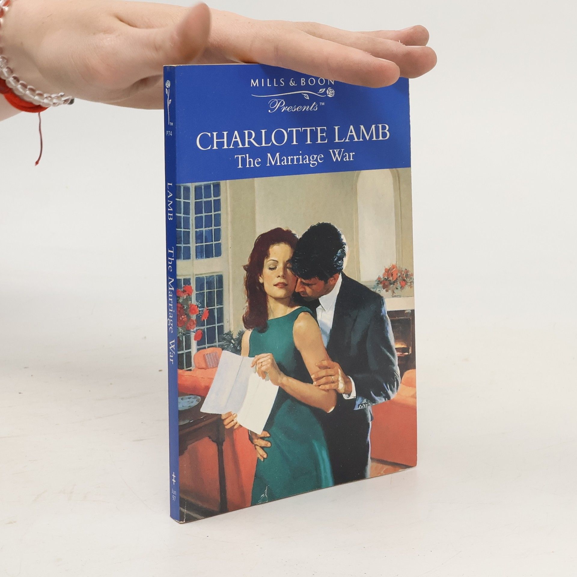 Charlotte Lamb The Marriage War