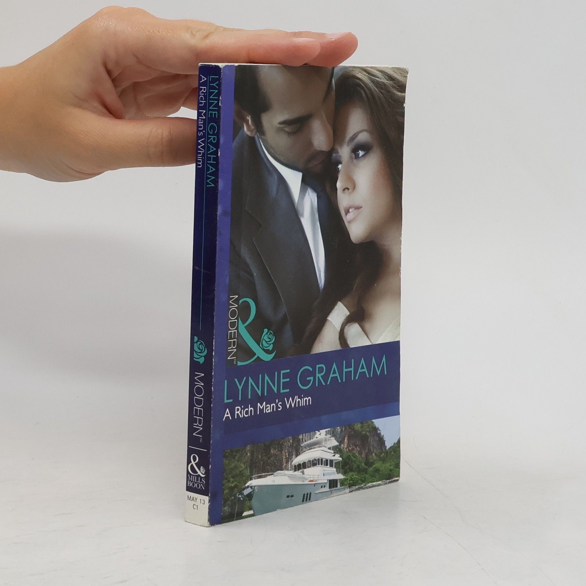 Lynne Graham A Rich Man's Whim