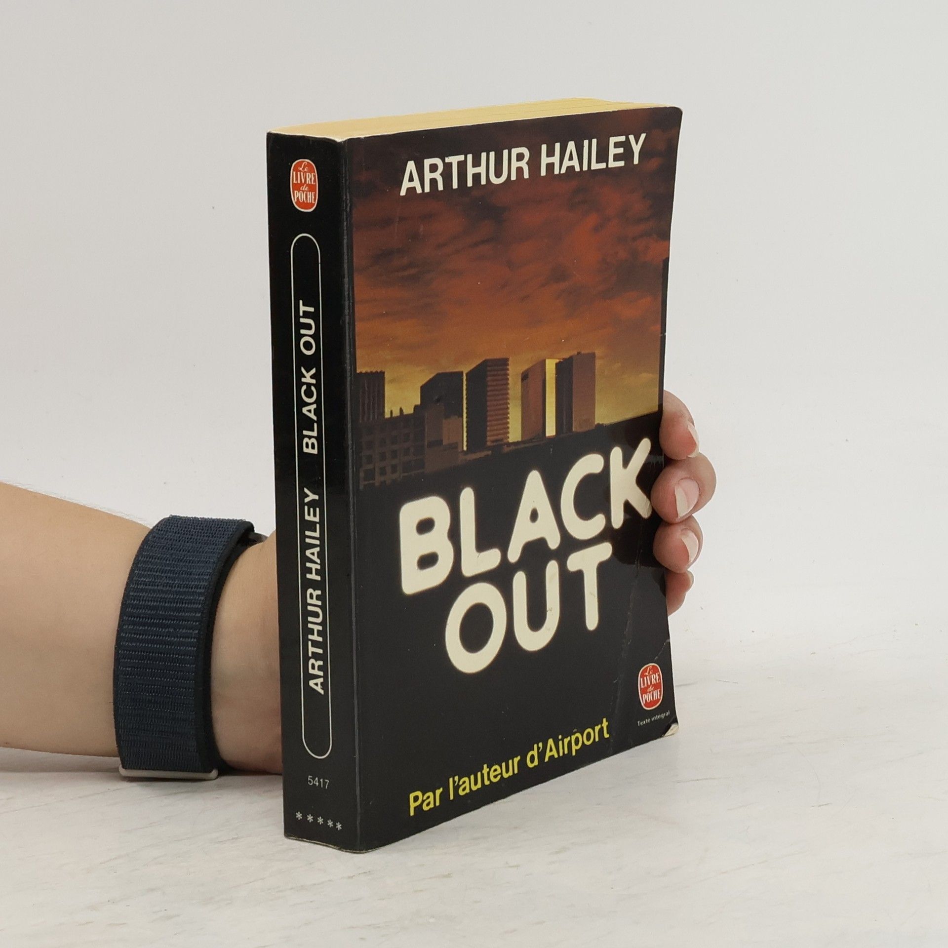 Arthur Hailey Black-out