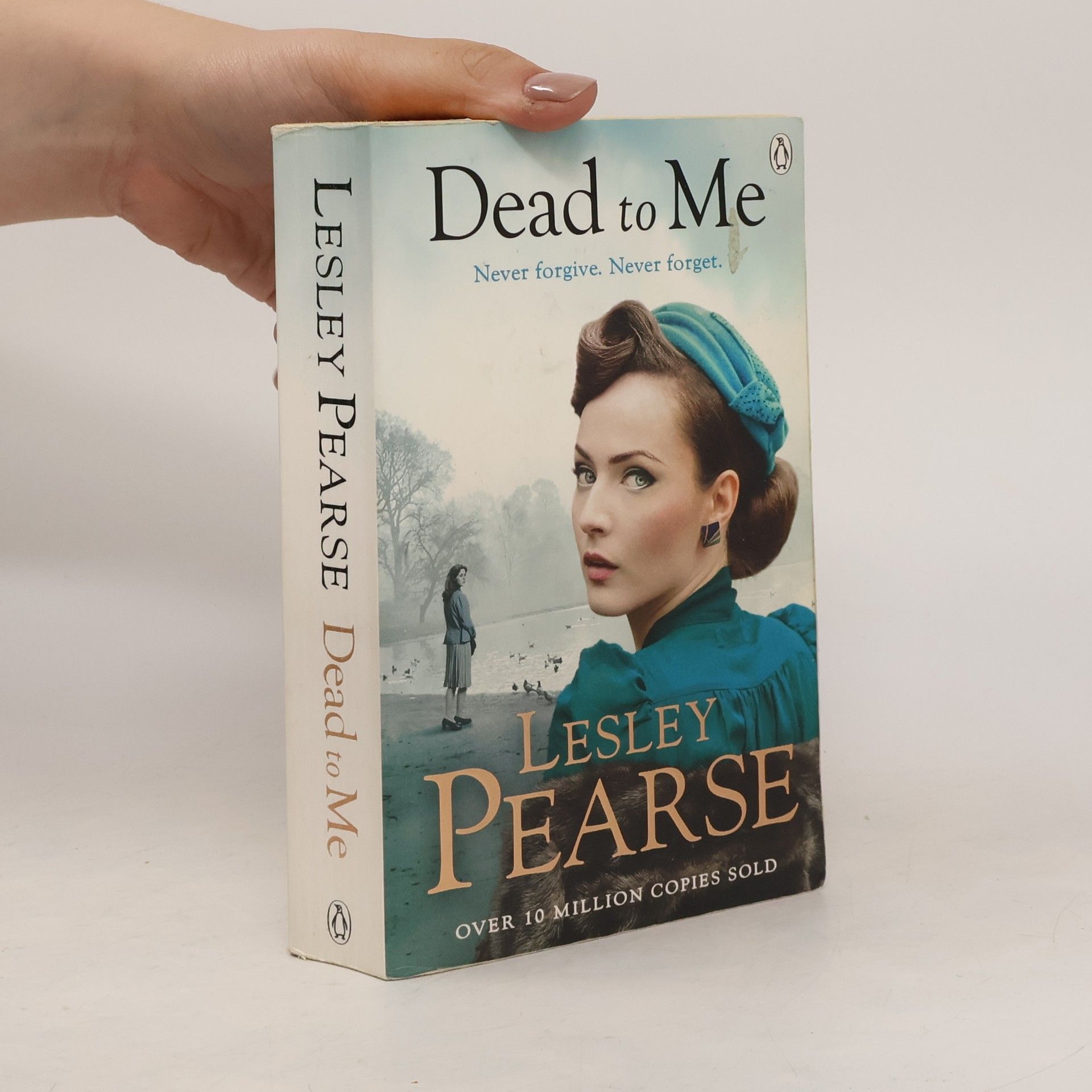 Lesley Pearse Dead to Me