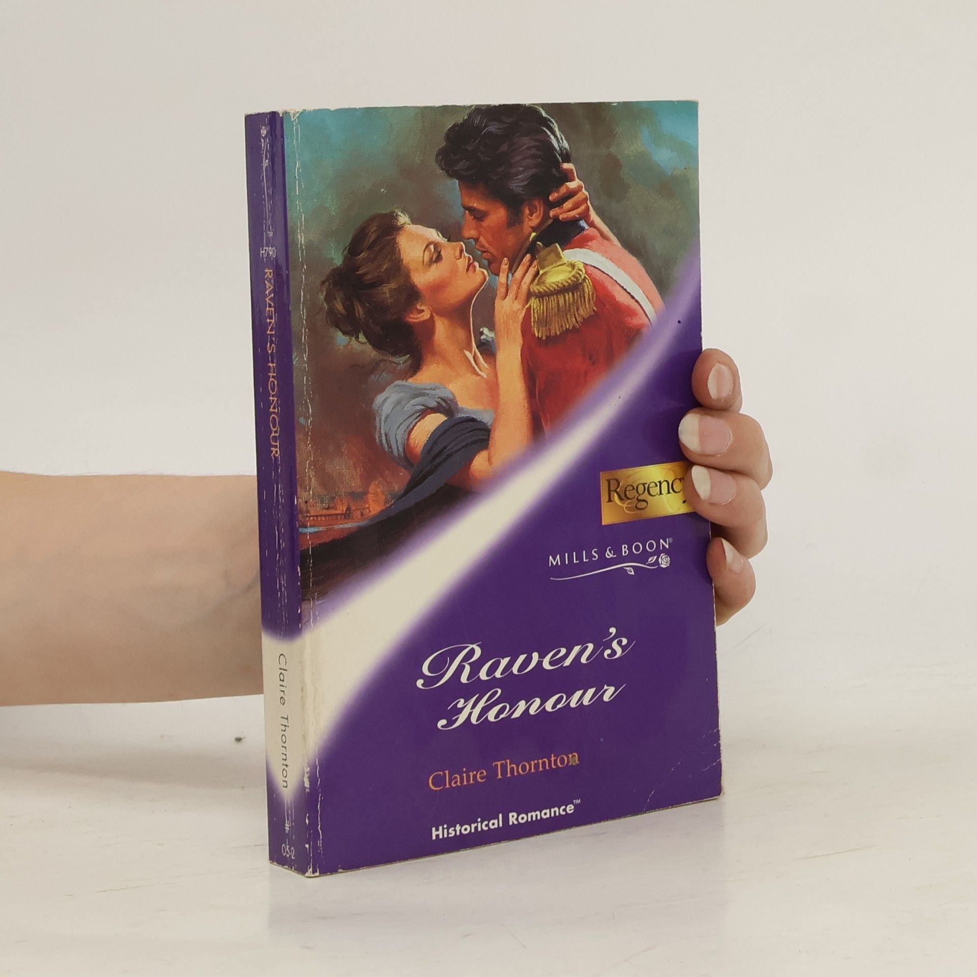 Claire Thornton Raven's Honour