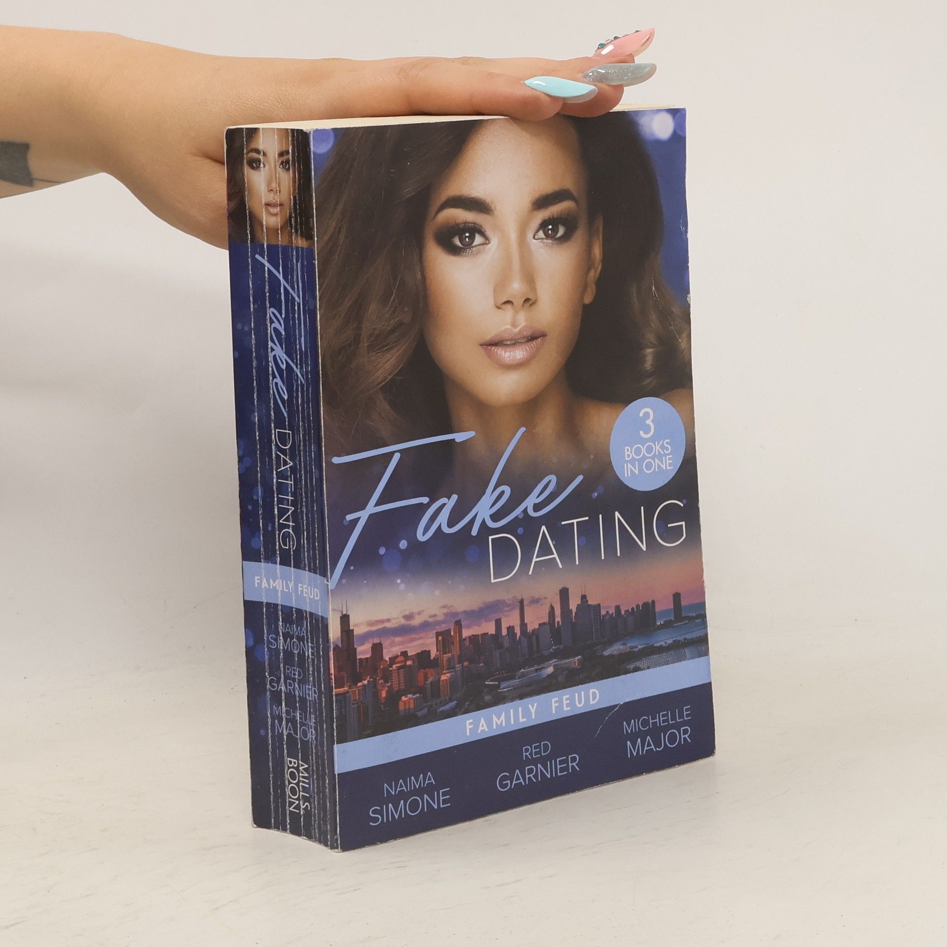Naima Simone Fake Dating: Family Feud - 3 Books in 1