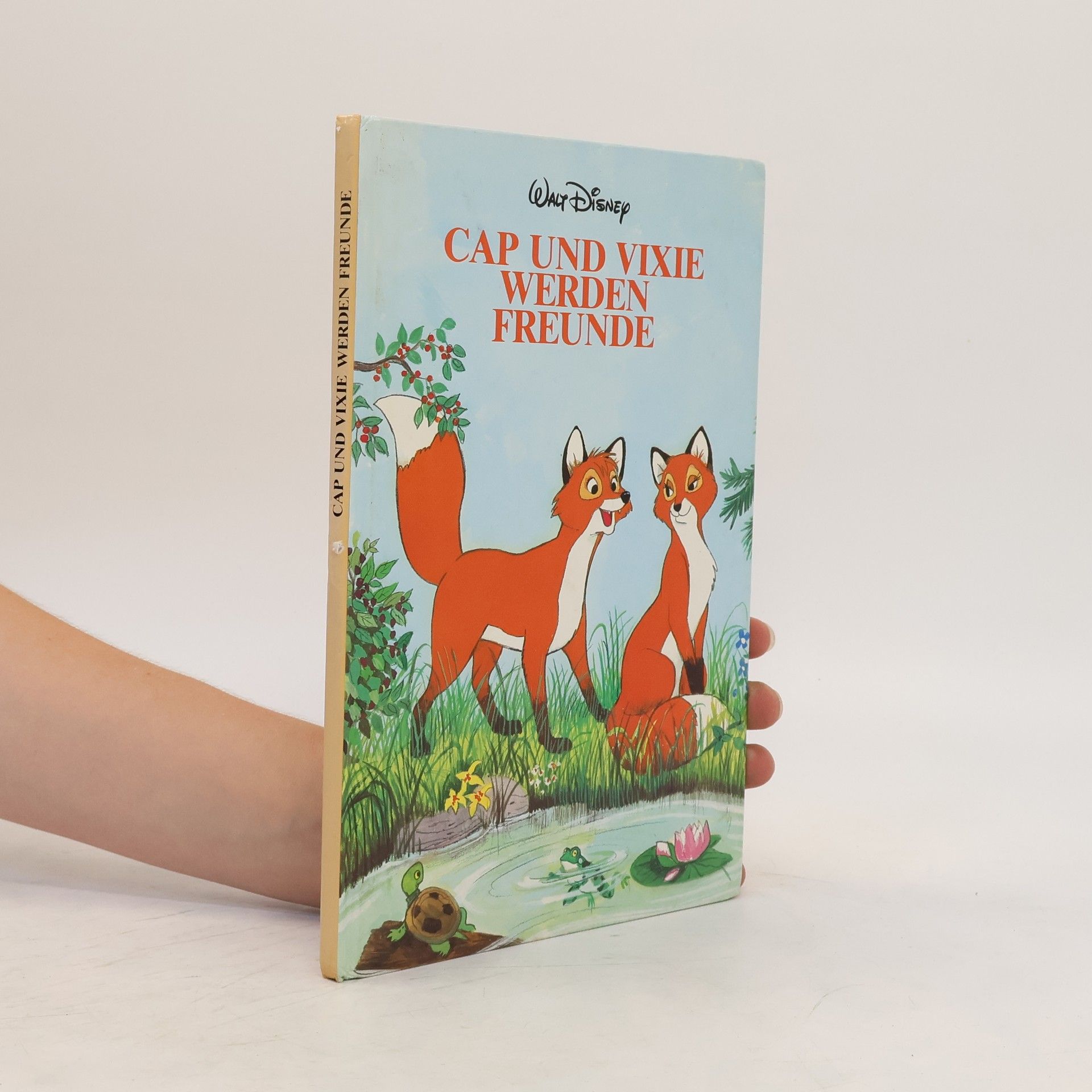 Walt Disney Cap und Vixie Werden Freunde