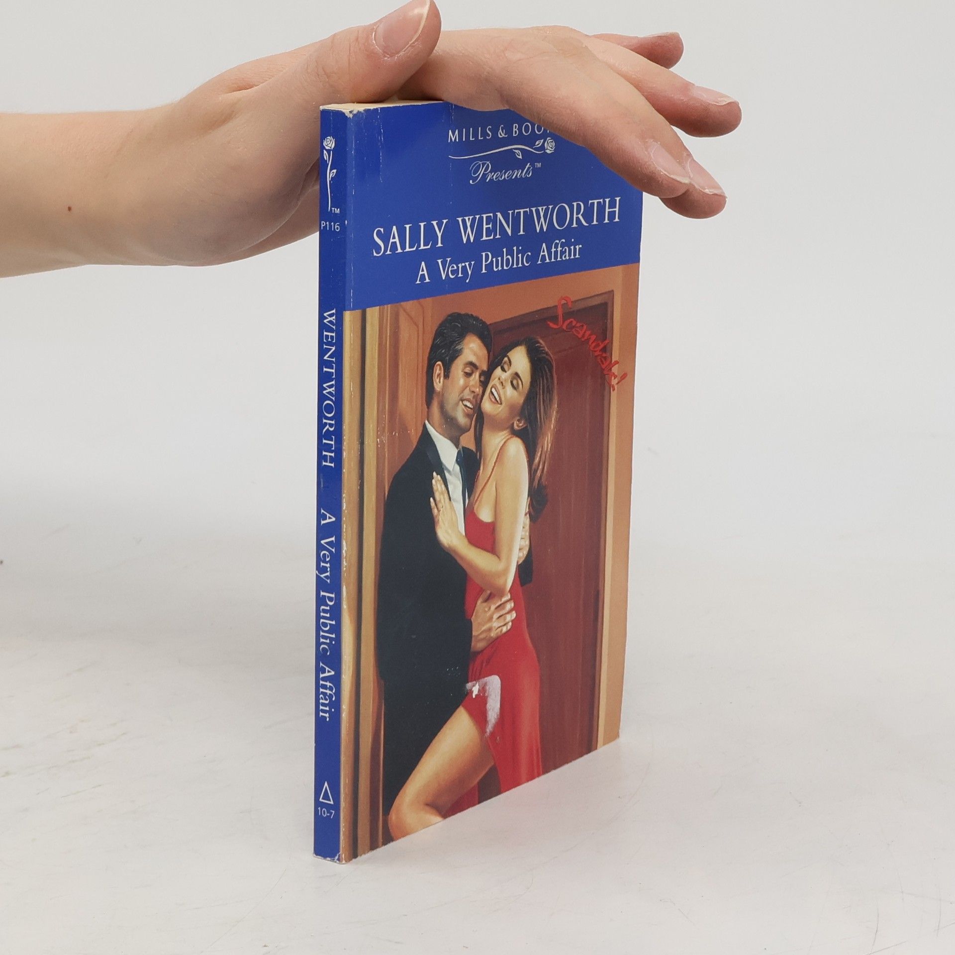 Sally Wentworth A Very Public Affair