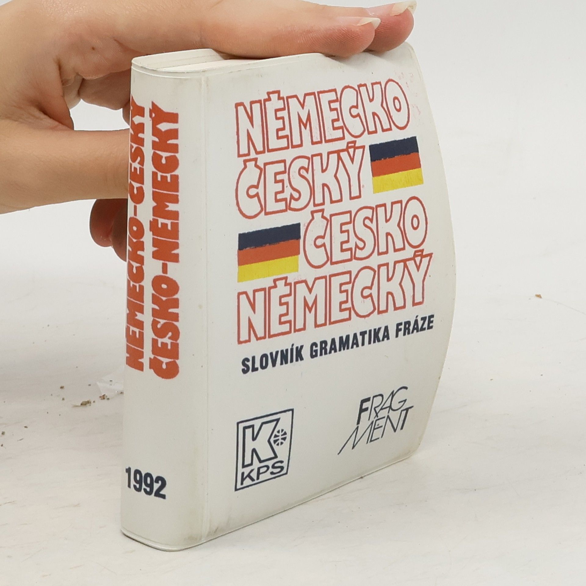 AA.VV. Německo-český, česko-německý slovník