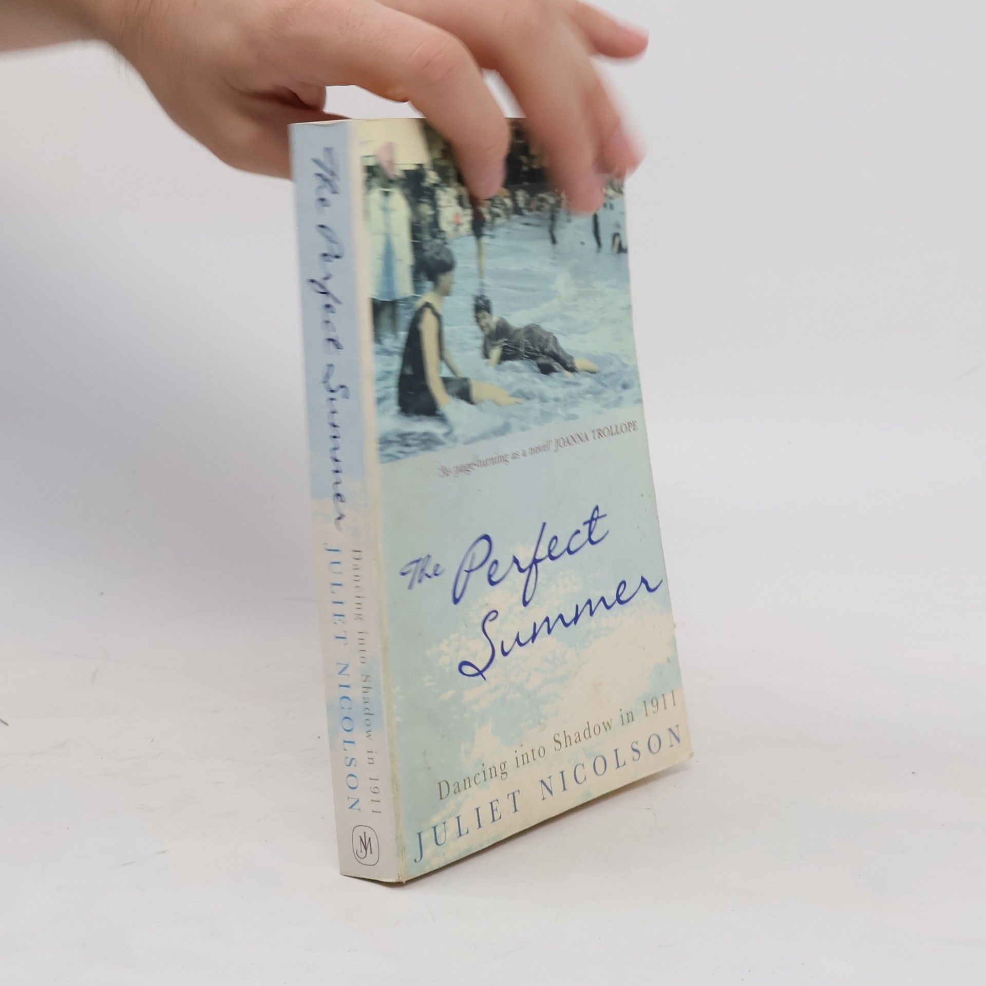 Juliet Nicolson The Perfect Summer