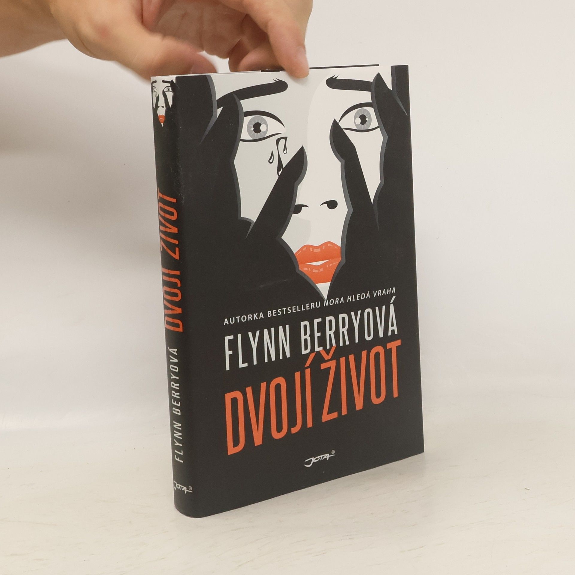 Flynn Berry Dvojí život