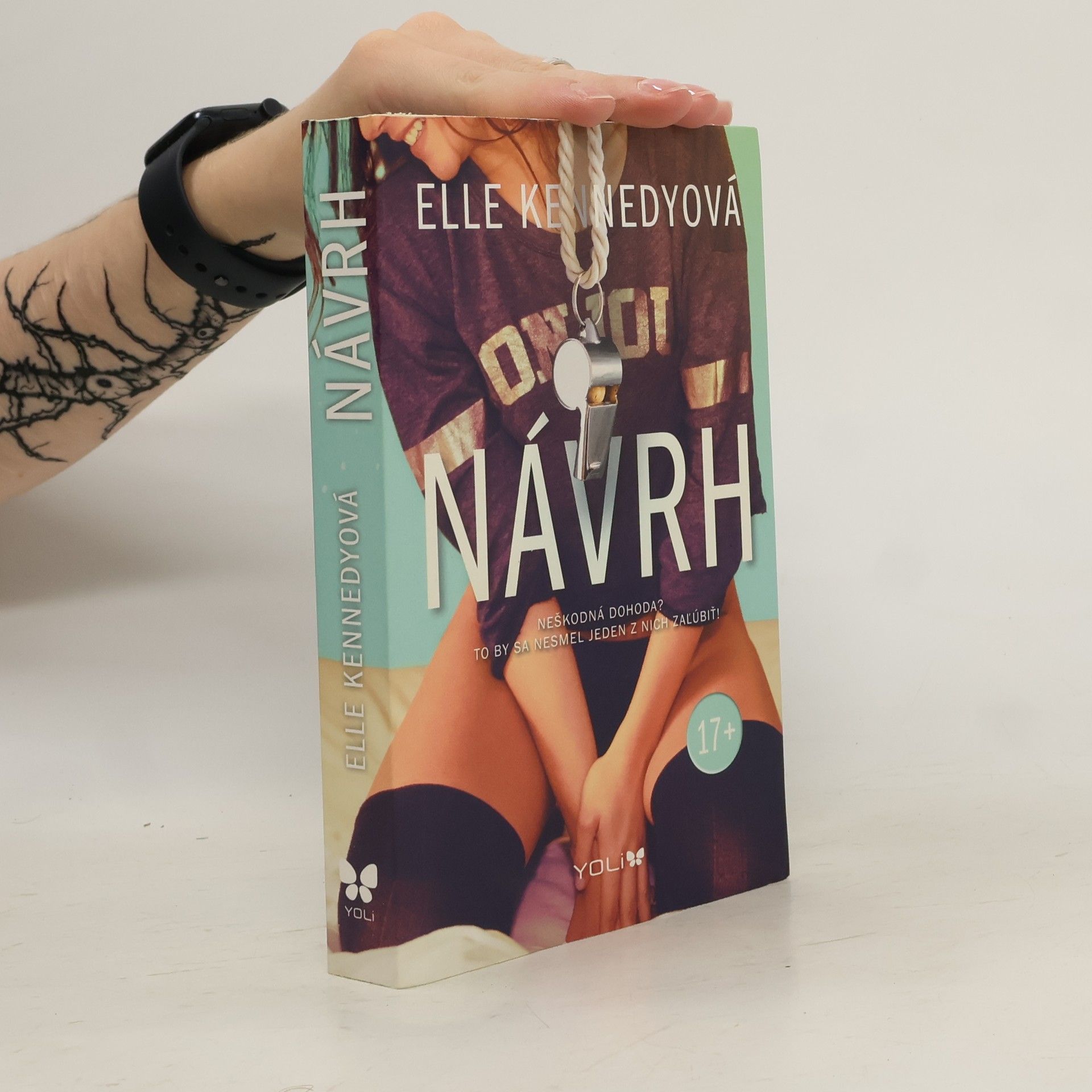 Elle Kennedy Návrh