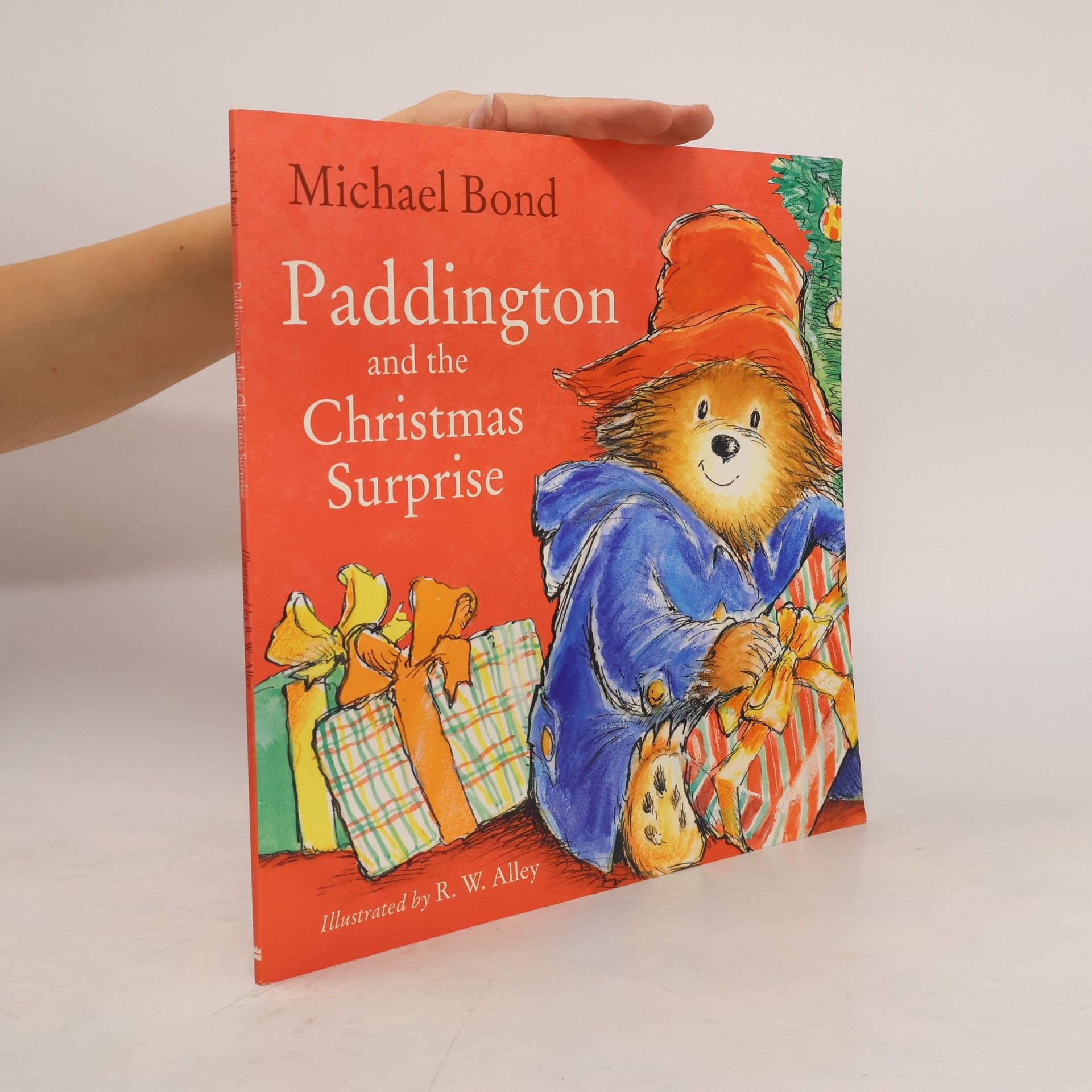 Michael Bond Paddington and the Christmas Surprise