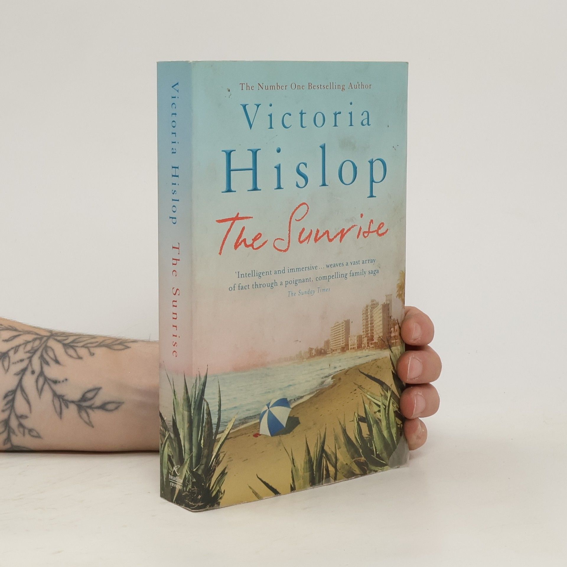 Victoria Hislop The Sunrise