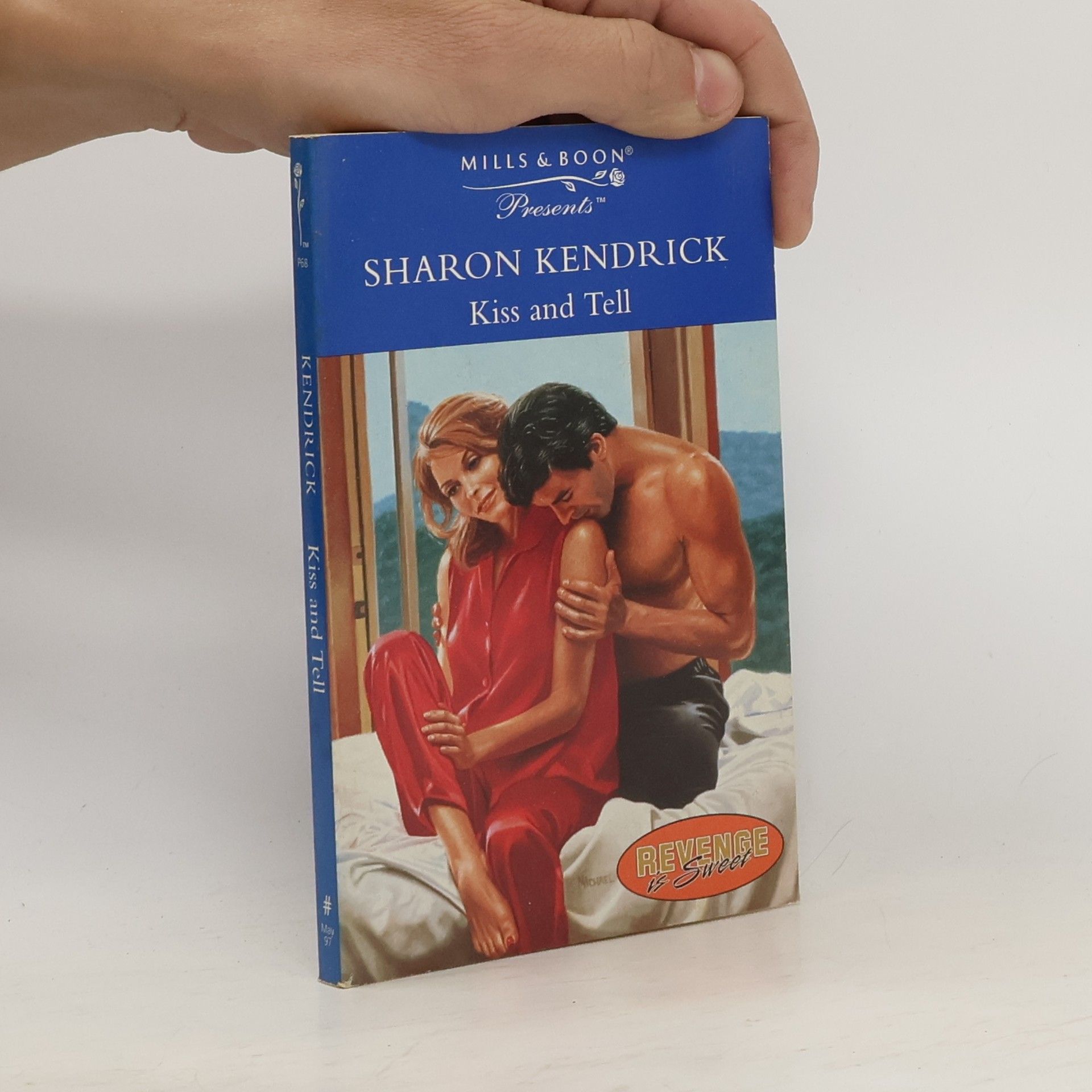 Sharon Kendrick Kiss and tell