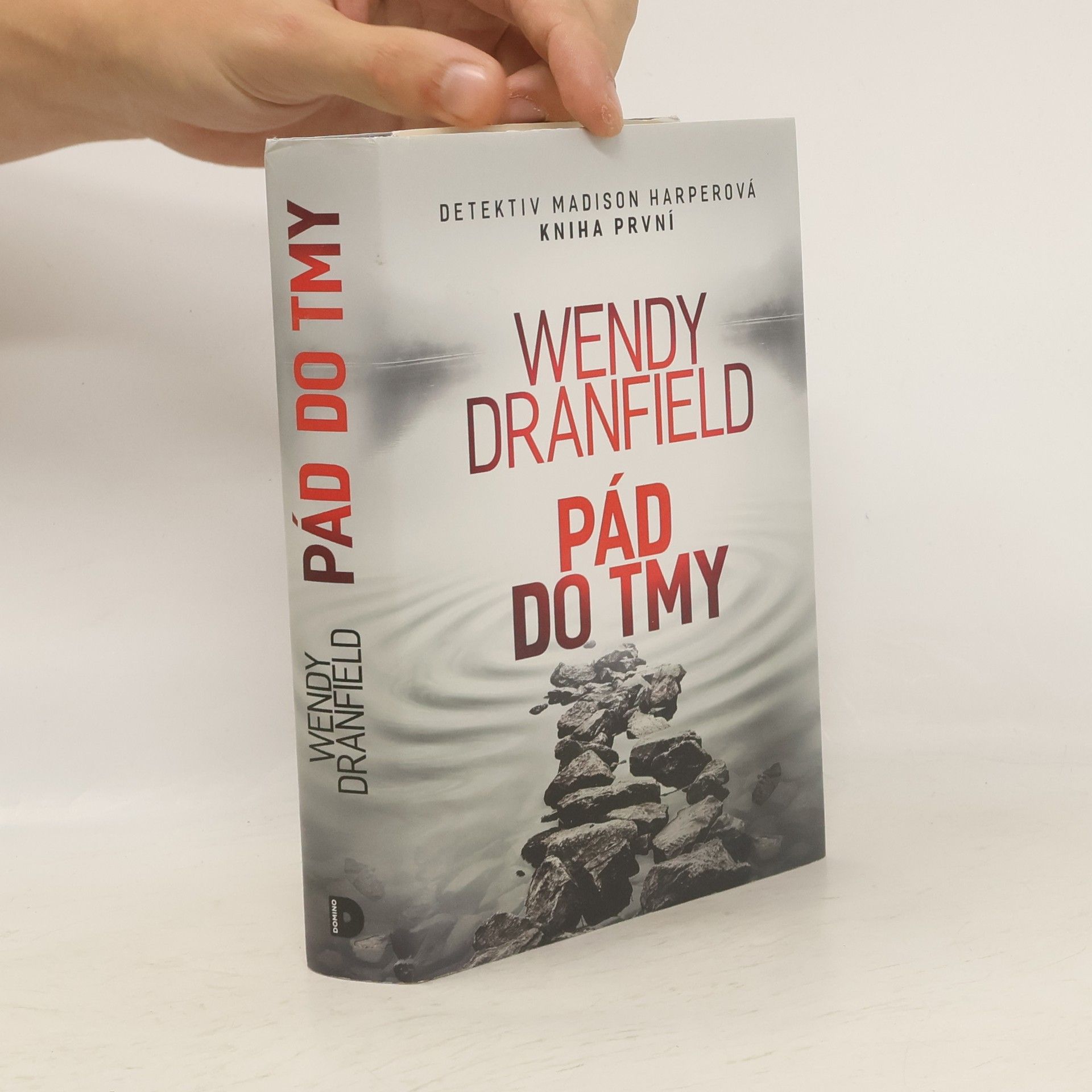 Wendy Dranfield Pád do tmy