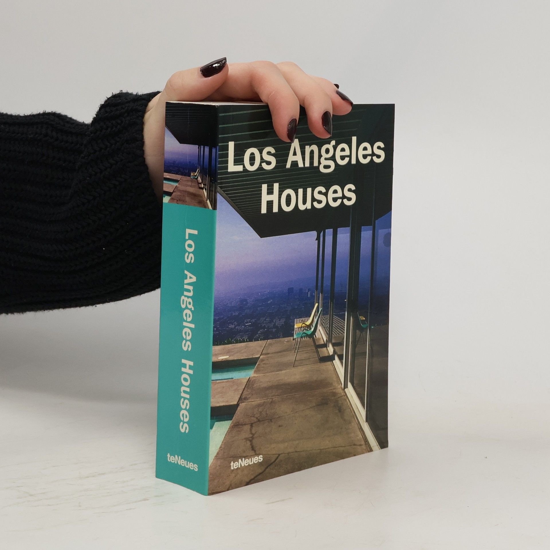 Cristina Montes Los Angeles houses