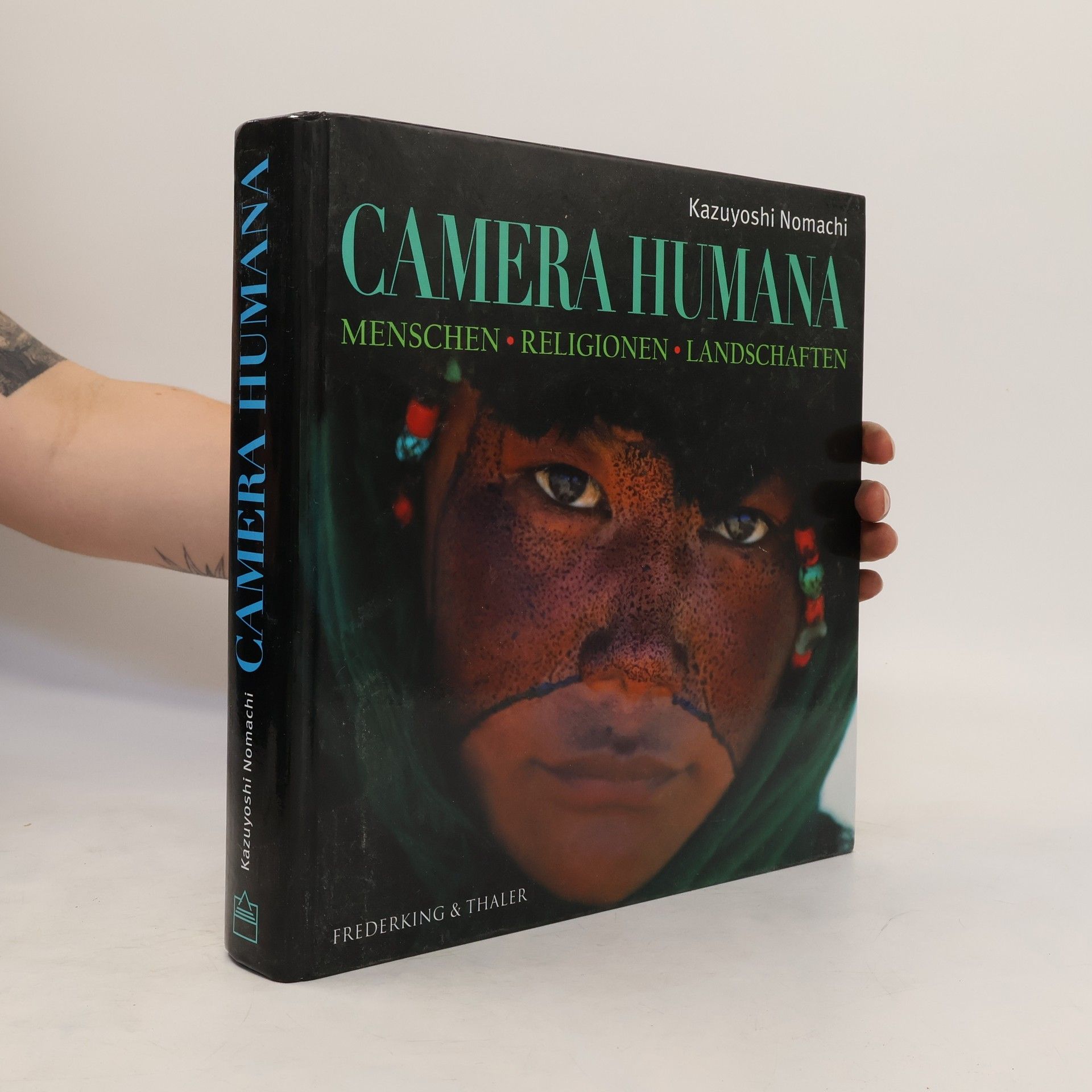 Kazuyoshi Nomachi Camera humana