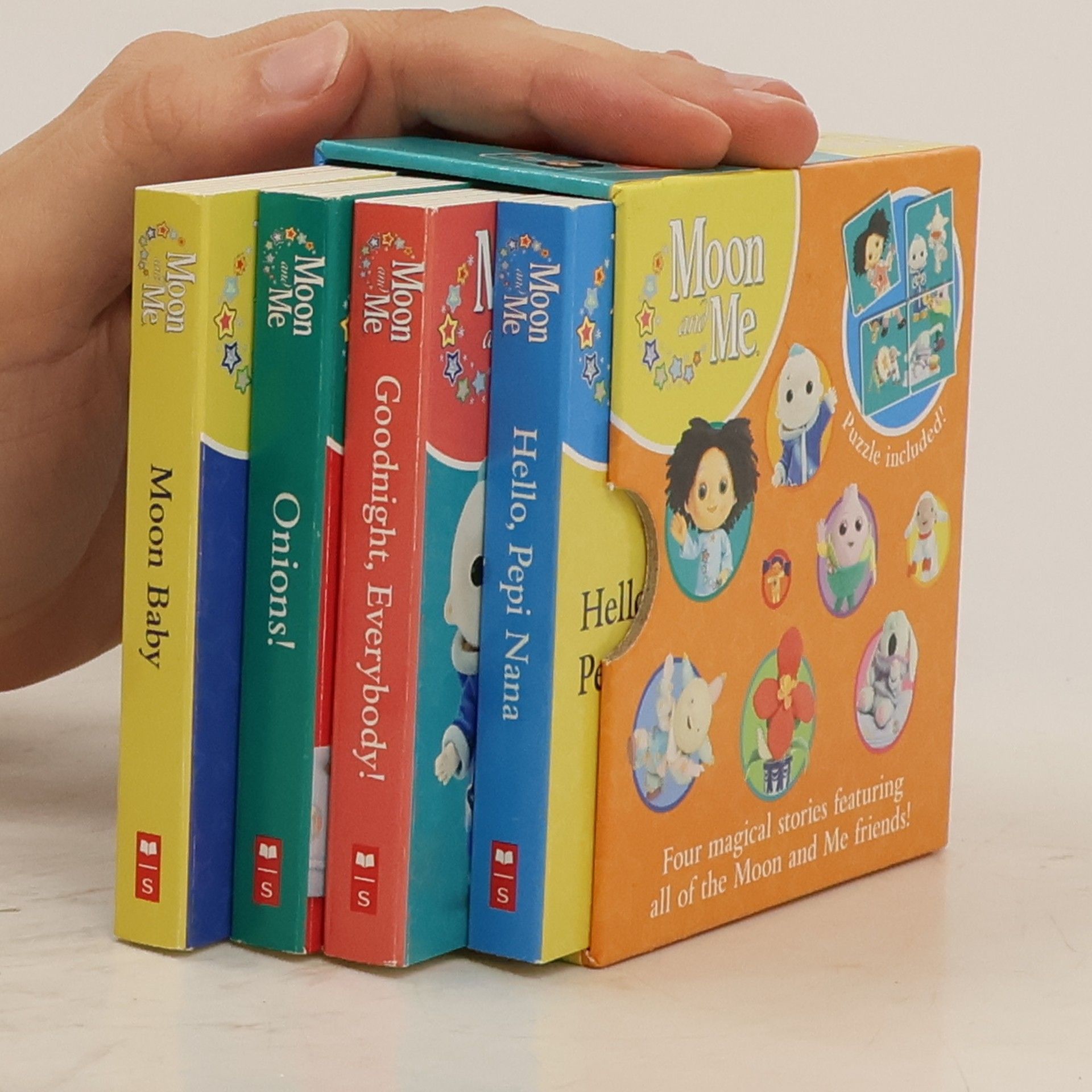 Kolektiv autorů Moon and Me. Hello, Pepi Nana. Goodnight, Everybody! Onions! Moon Baby