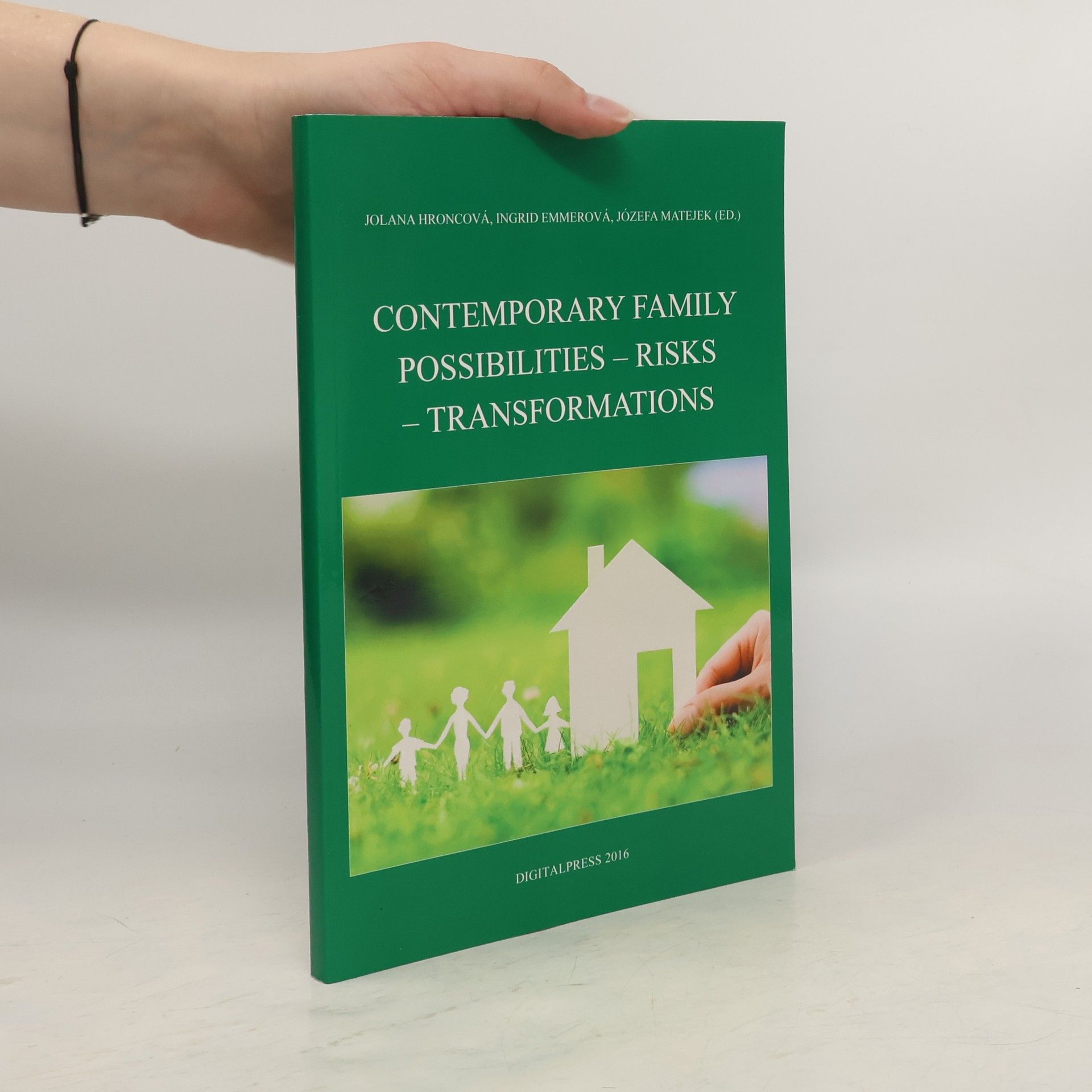 Jolana Hroncová Contemporary Family