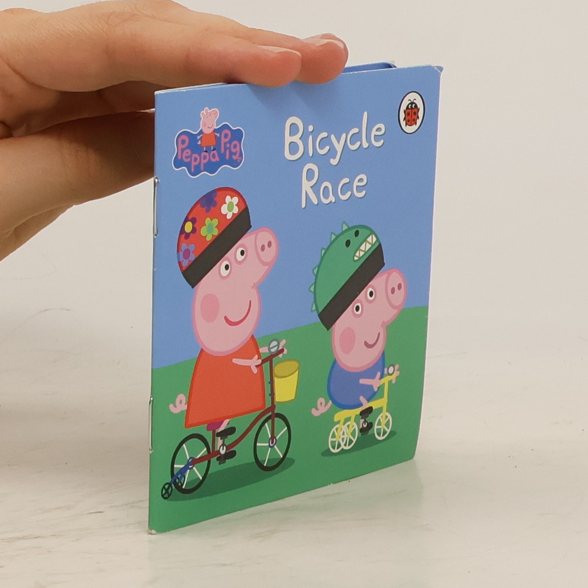 Neville Astley Peppa Pig. Bicycle Race