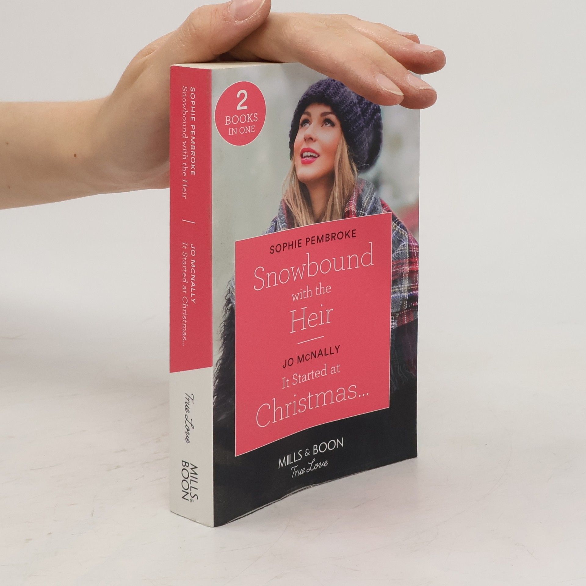 Sophie Pembroke Snowbound with the Heir / It Started at Christmas...