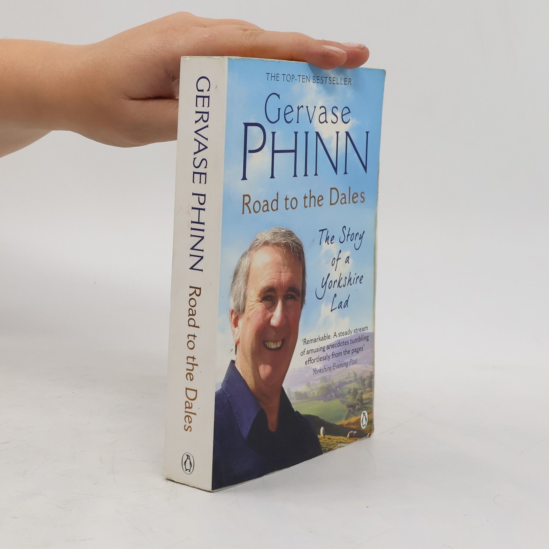 Gervase Phinn Road to the Dales