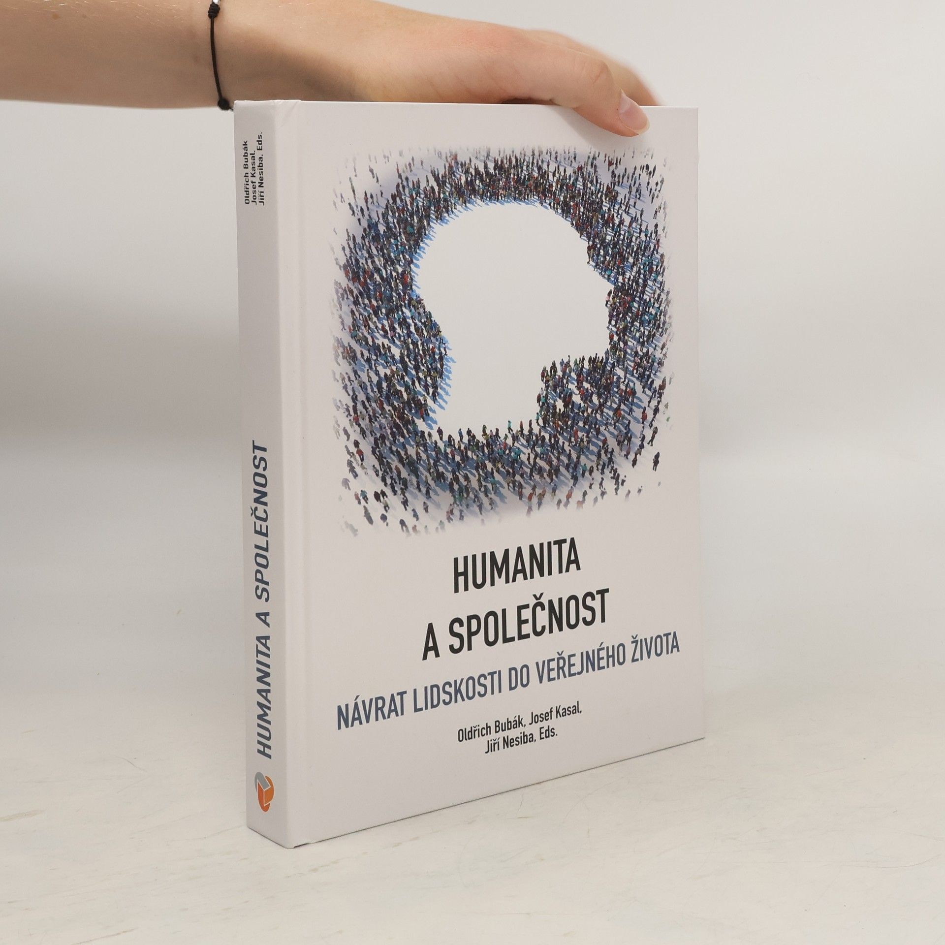 Humanita a společnost. Návrat lidskosti do veřejného života
