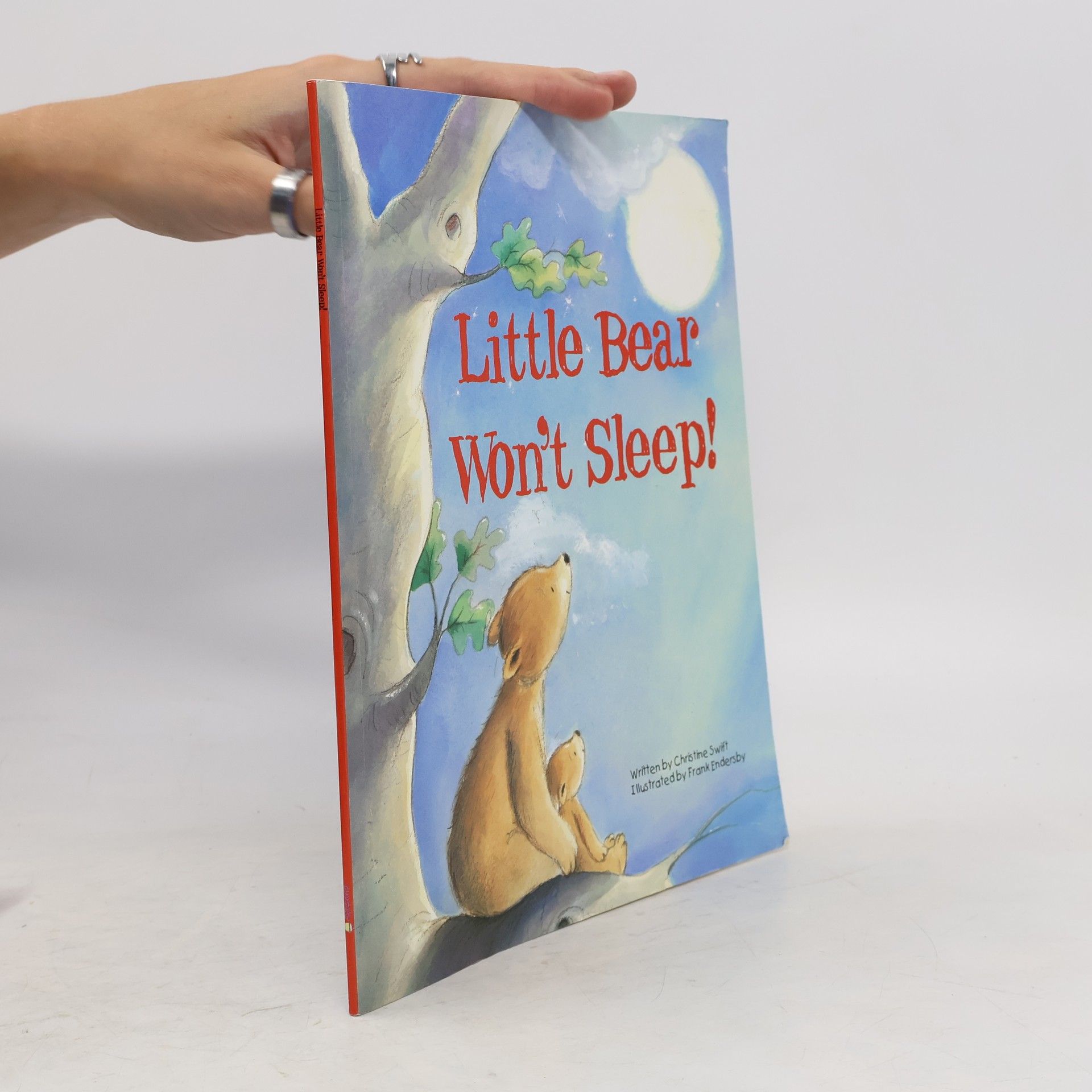 Collectif d'auteurs Little Bear Wont Sleep