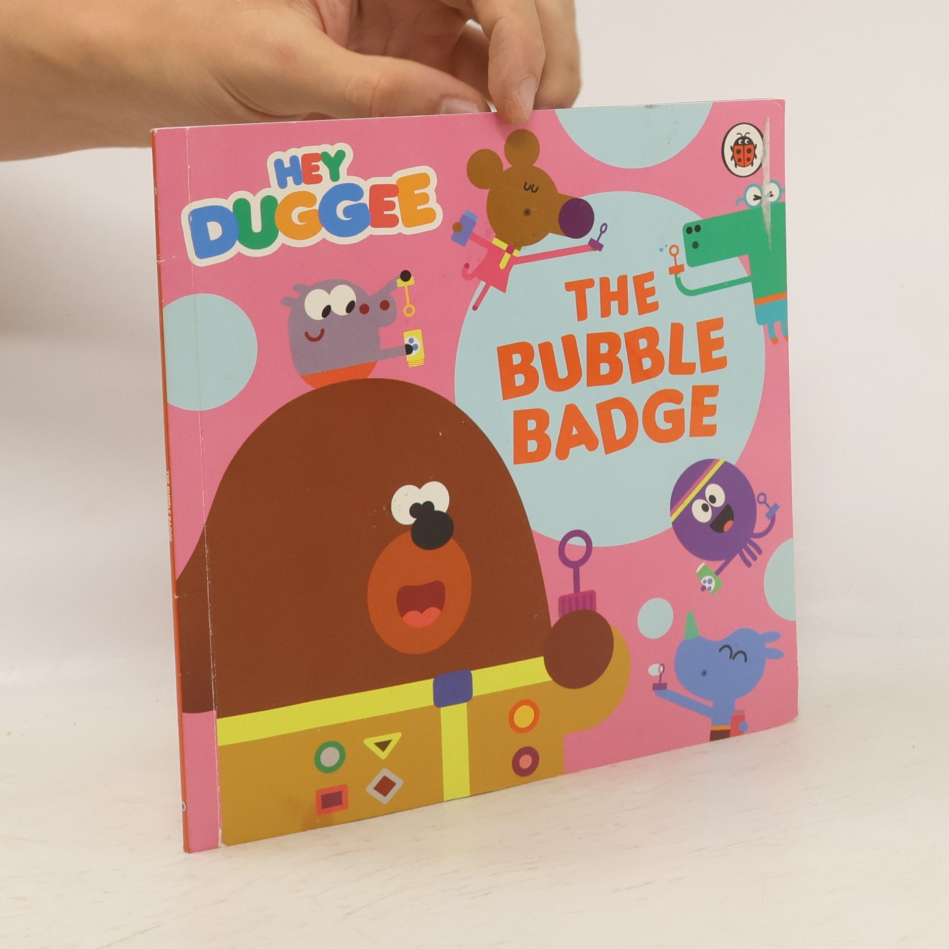 kolektiv Hey Duggee. The Bubble Badge