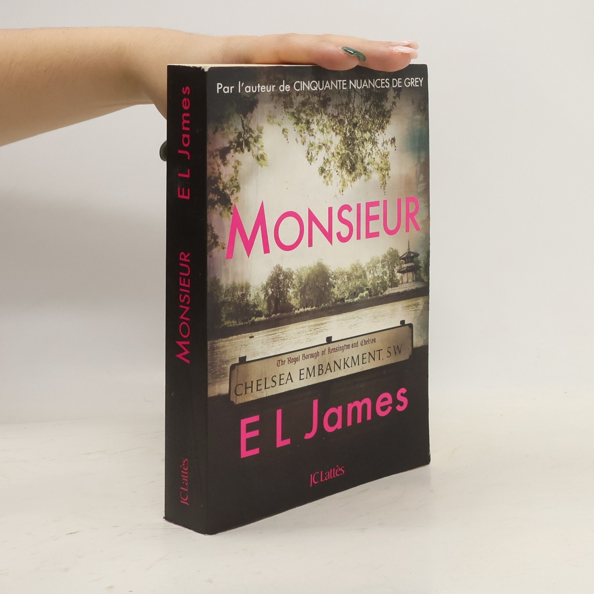 E. L. James Monsieur