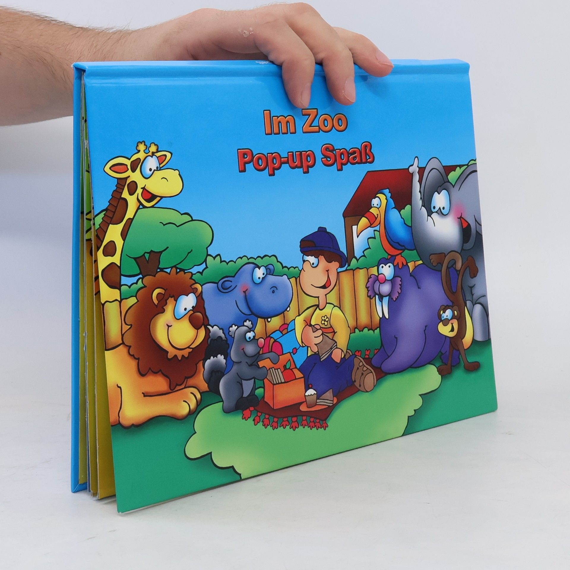 Various authors Im Zoo Pop-up Spass