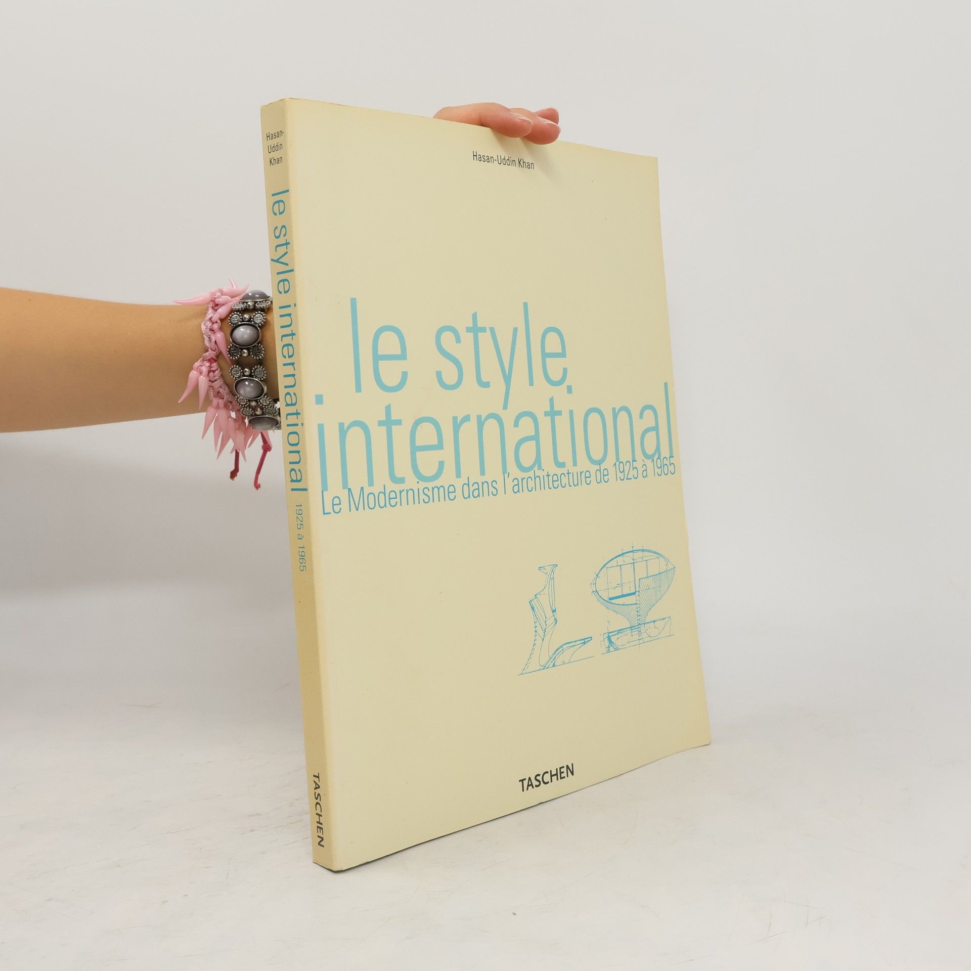 Hasan-Uddin Khan Le style international
