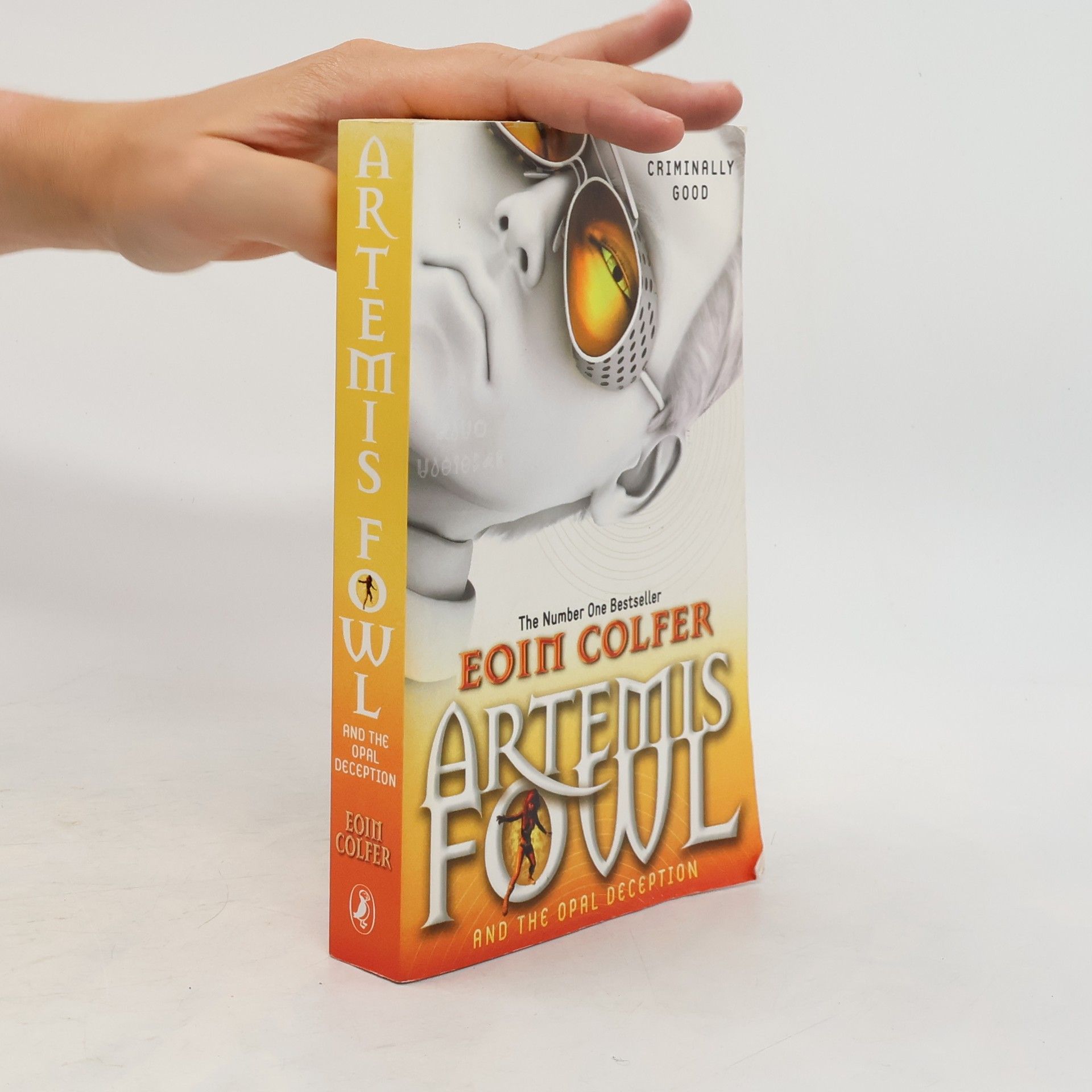 Eoin Colfer Artemis Fowl and the opal deception. 4. díl.