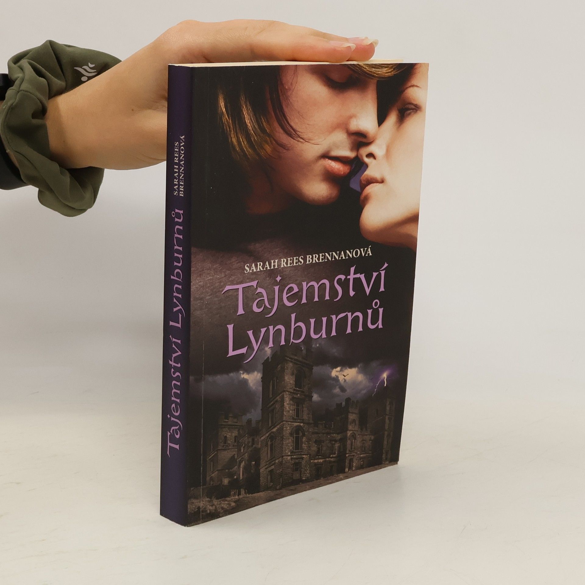 Sarah Rees Brennan Tajemství Lynburnů