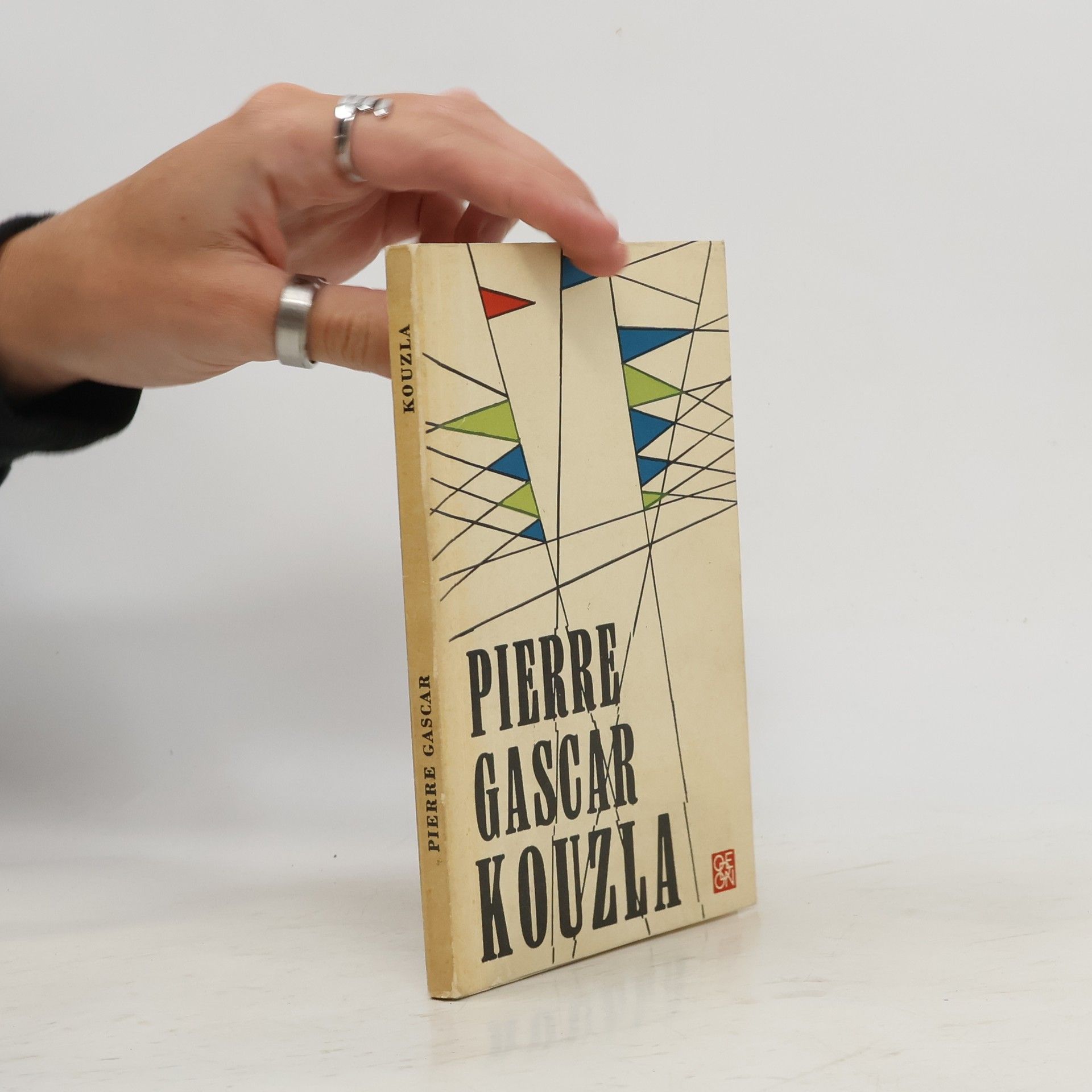 Pierre Gascar Kouzla