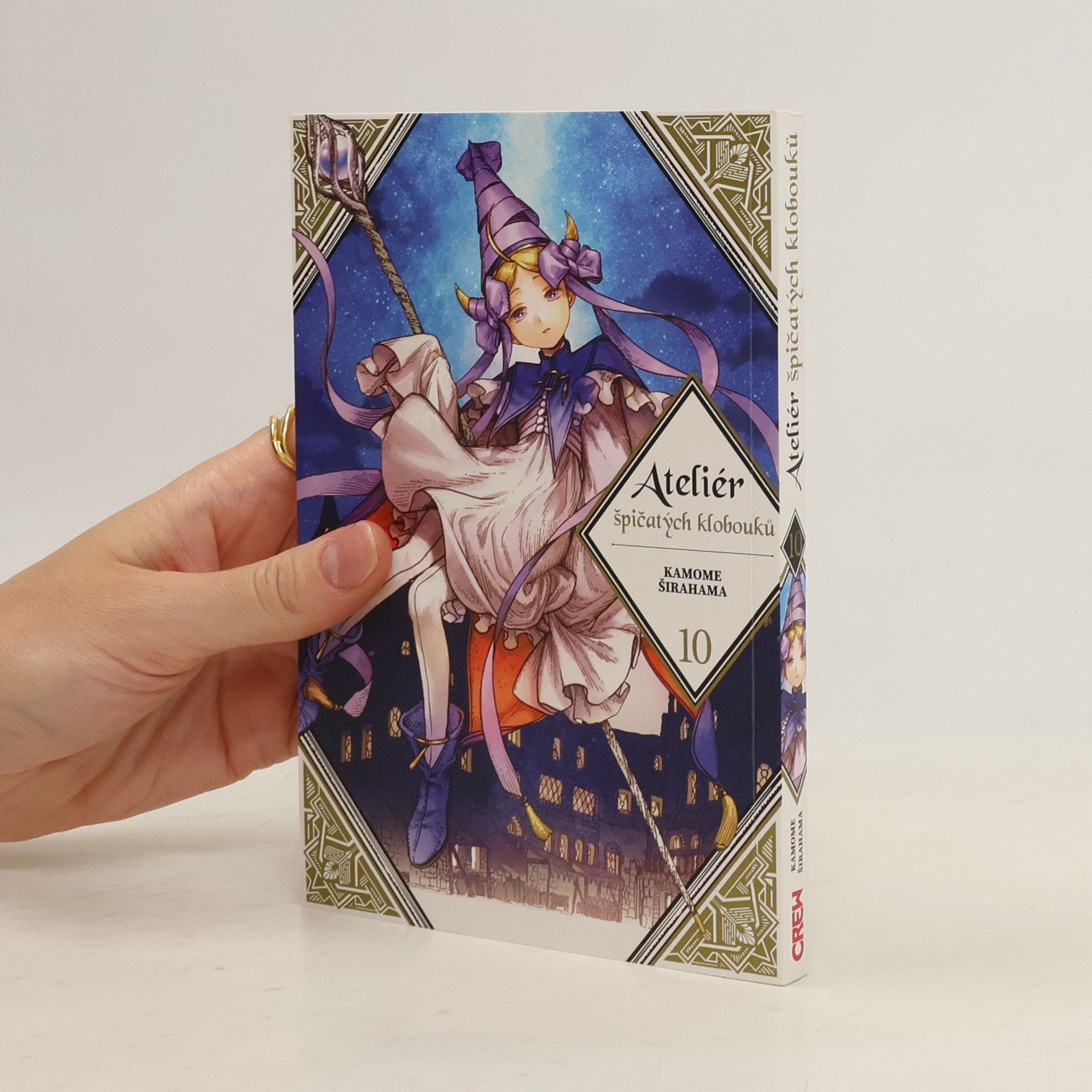 Kamome Shirahama Ateliér špičatých klobouků 10