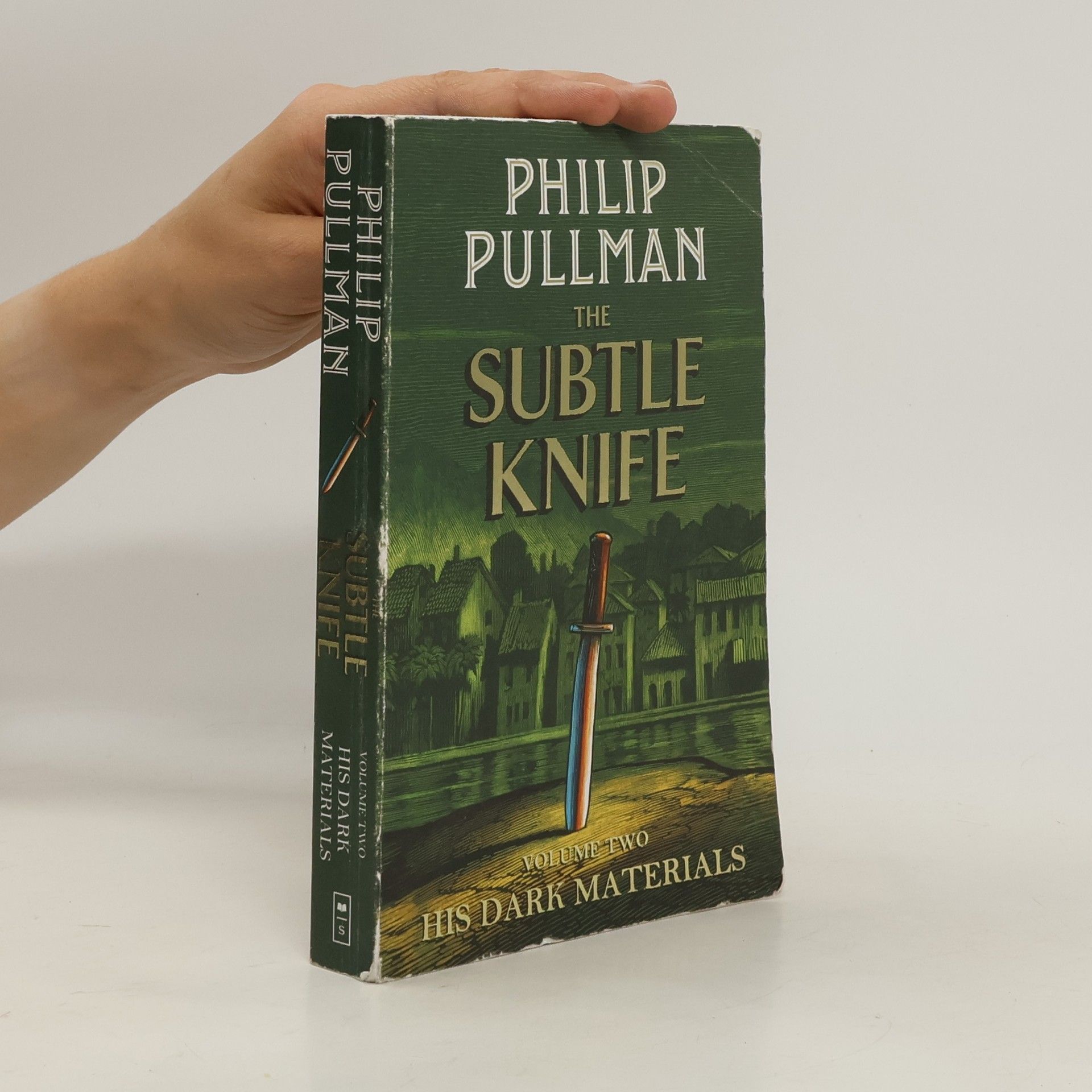 Philip Pullman His dark materials. The subtle knife