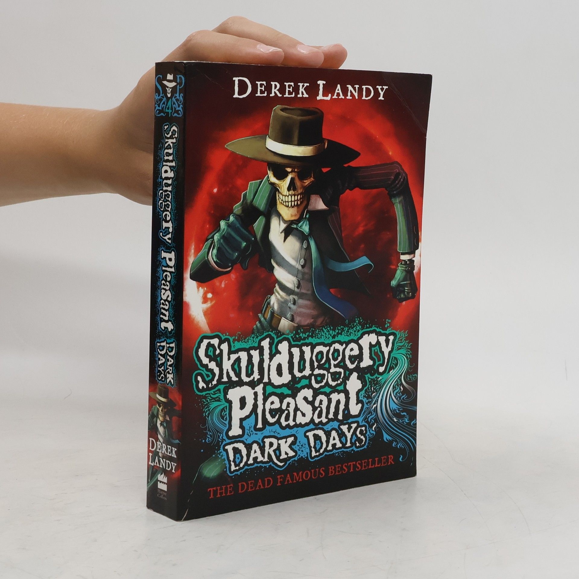 Derek Landy Skulduggery Pleasant 4. Dark Days