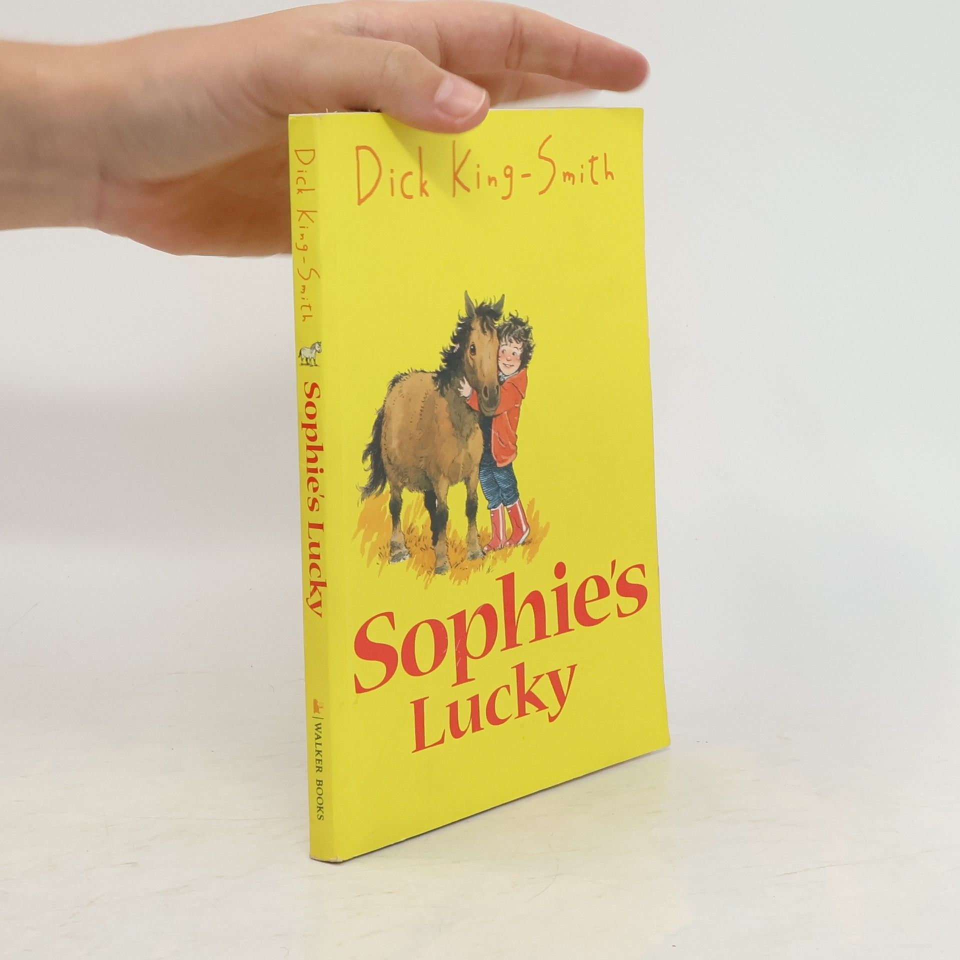 Dick King-Smith Sophie's Lucky