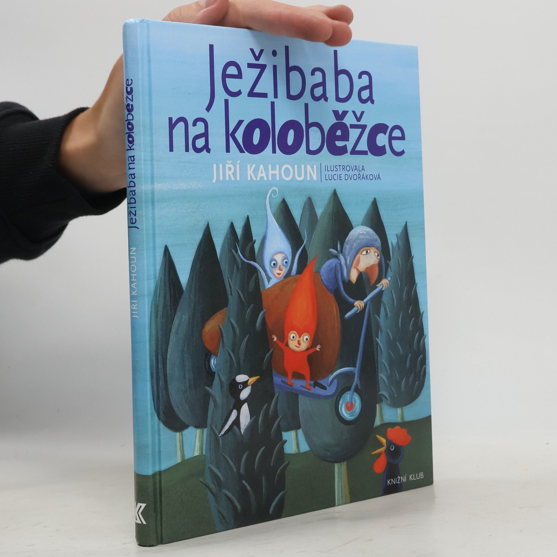 Jiří Kahoun Ježibaba na koloběžce